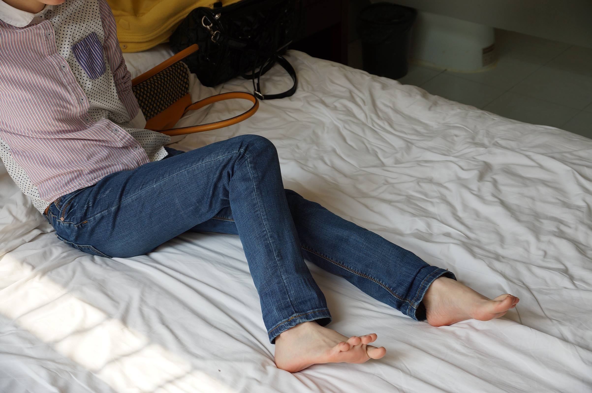 图片[19]-自由摄影 No.052 精致小米滑溜玉足 [53P] – 速更版-美库