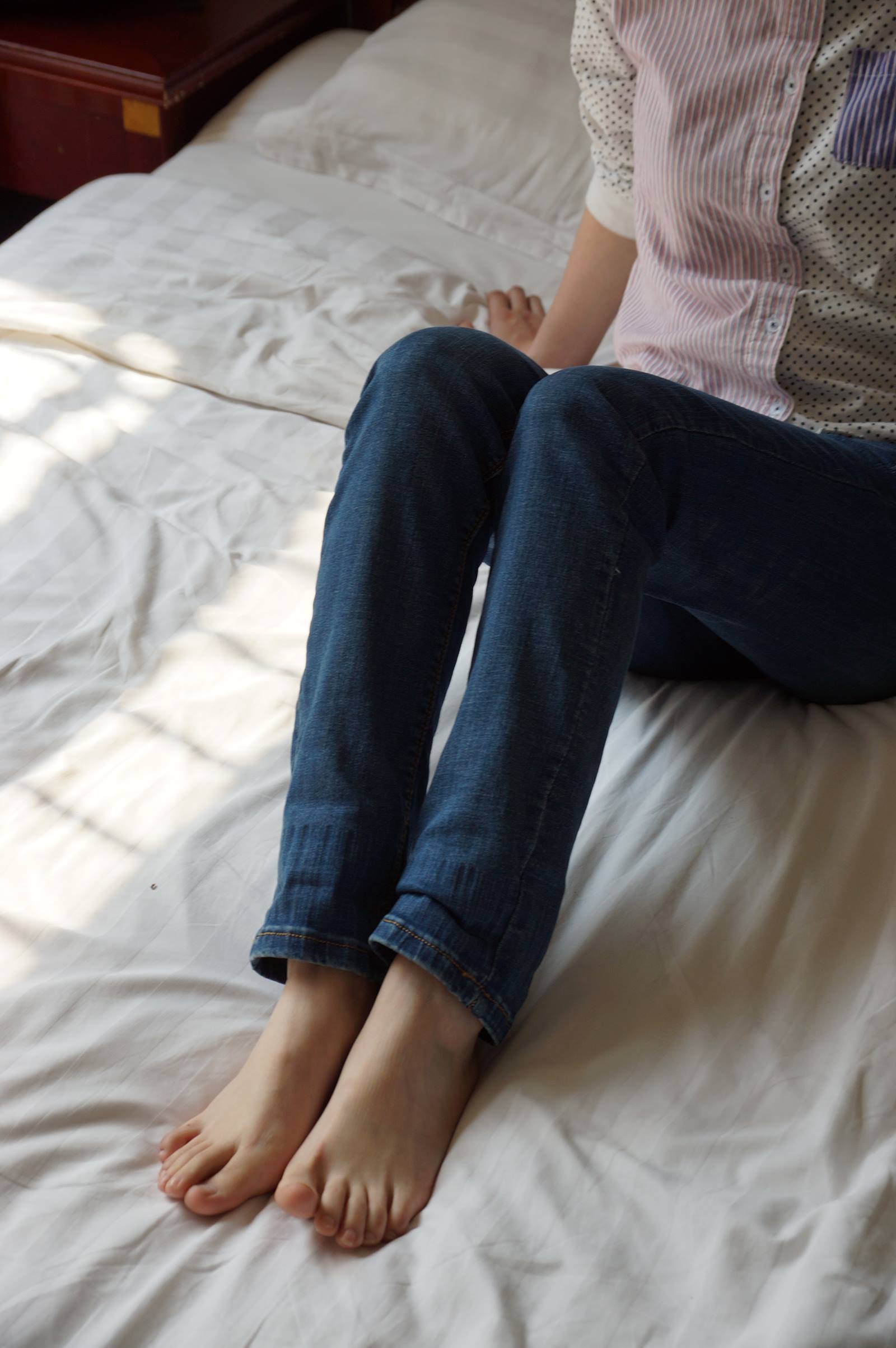 图片[27]-自由摄影 No.052 精致小米滑溜玉足 [53P] – 速更版-美库