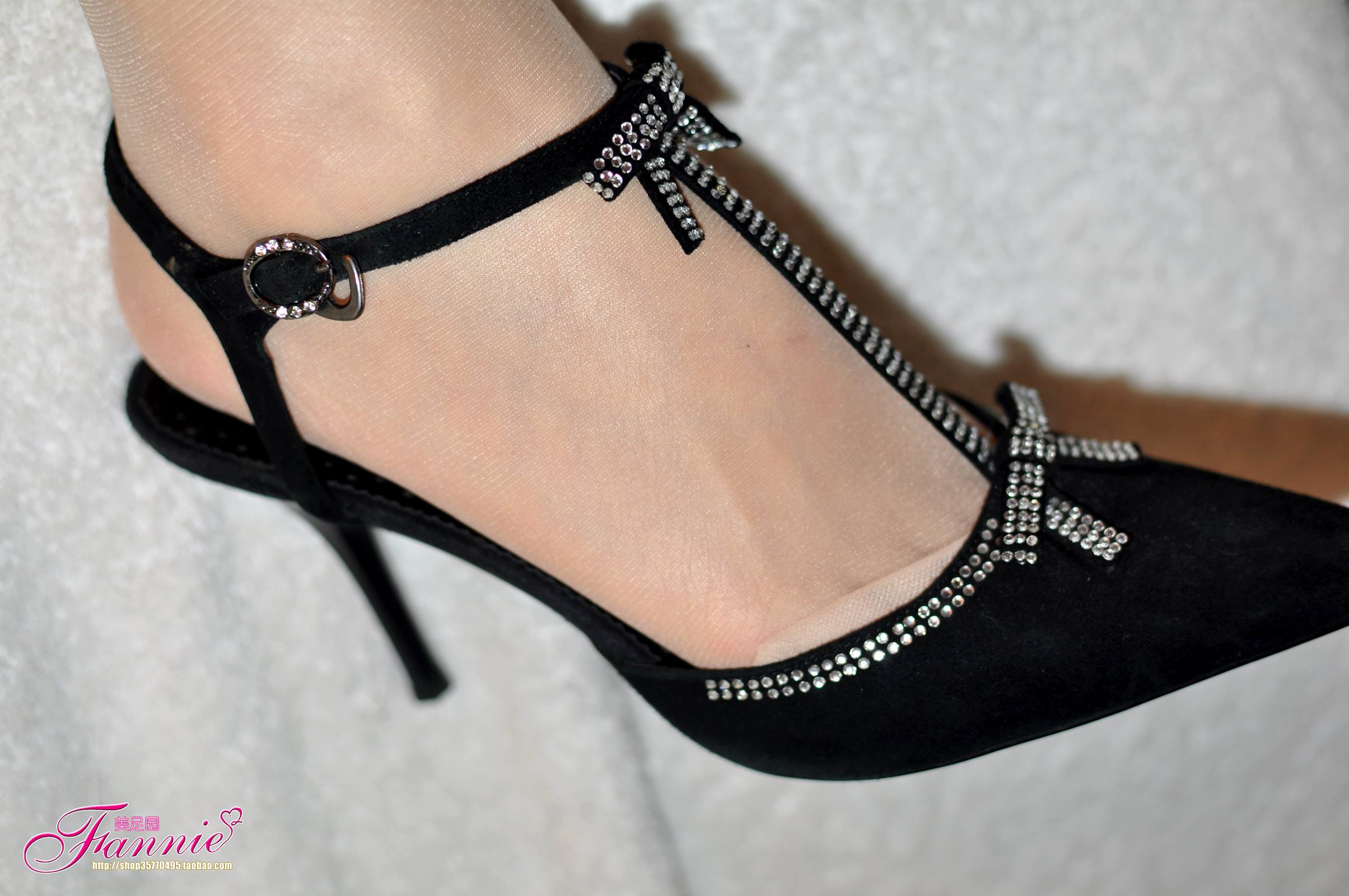 图片[23]-Fannie芬妮每足园 No.352 暖香 丝族高跟1 [125P] – 速更版-美库
