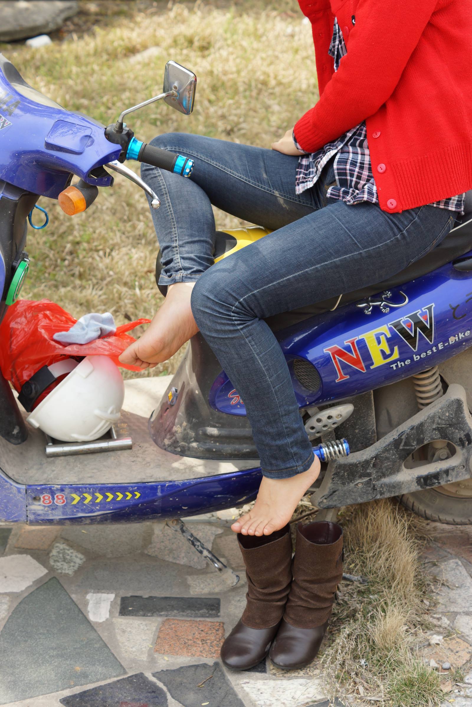 图片[44]-自由摄影 No.060 电动车上的每足 [47P] – 速更版-美库