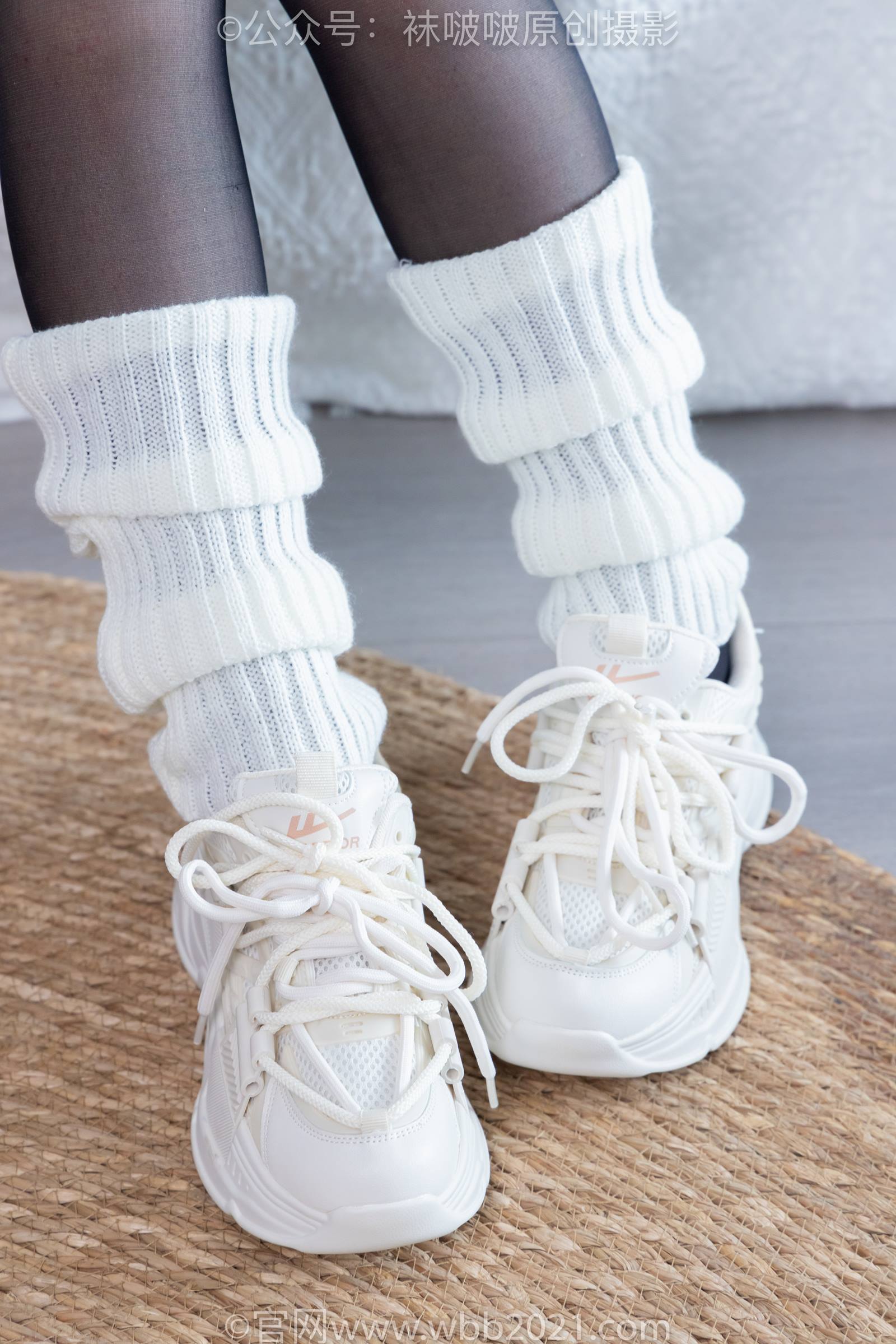 图片[17]-[BoBoSocks袜啵啵]NO.335 甜甜圈-校服、运动鞋、薄黑丝、袜套[154P] – 速更版-美库