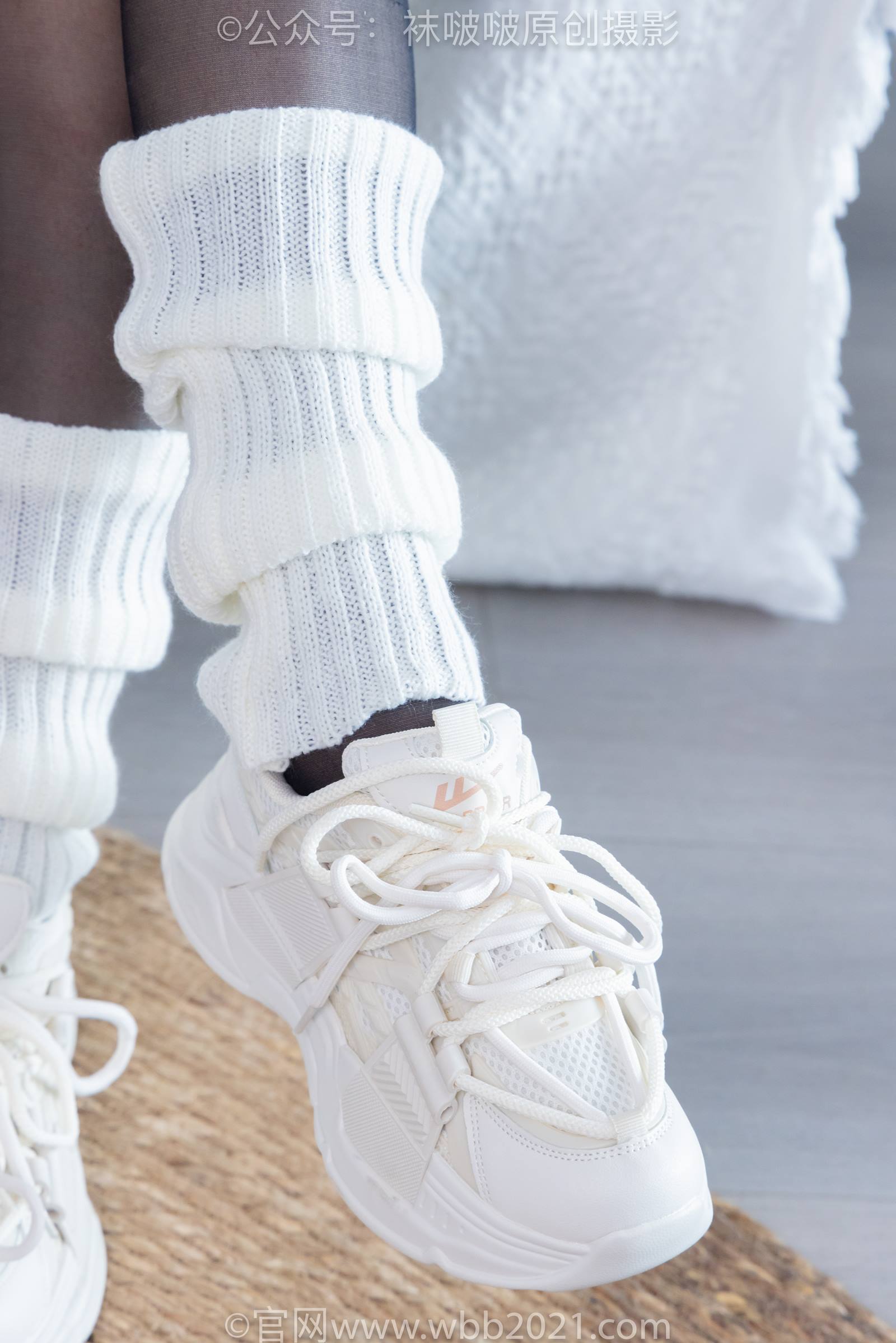 图片[24]-[BoBoSocks袜啵啵]NO.335 甜甜圈-校服、运动鞋、薄黑丝、袜套[154P] – 速更版-美库