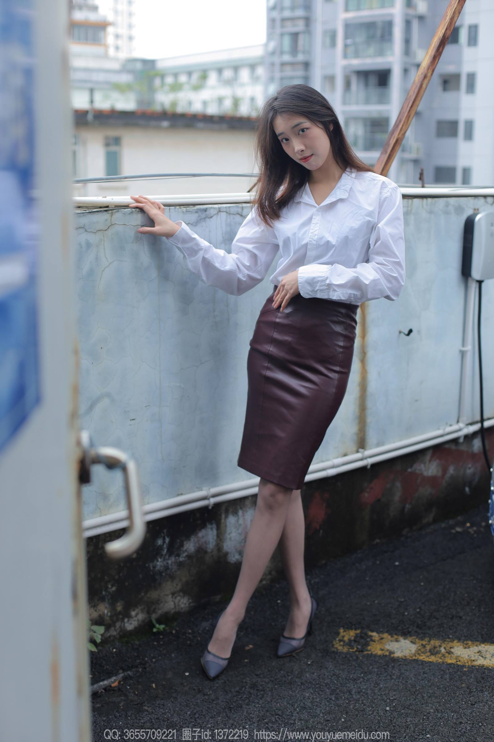 图片[43]-[IESS异思趣向] 2024.01.18 丝享家1641：小九《停车跟随》[67P] – 速更版-美库