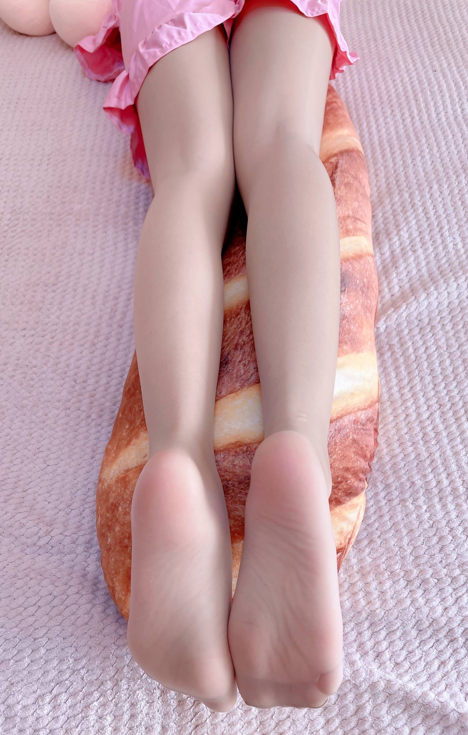 图片[17]-网紅Coser@地瓜小朋友 -粉连衣裙肉丝族[27P] – 速更版-美库