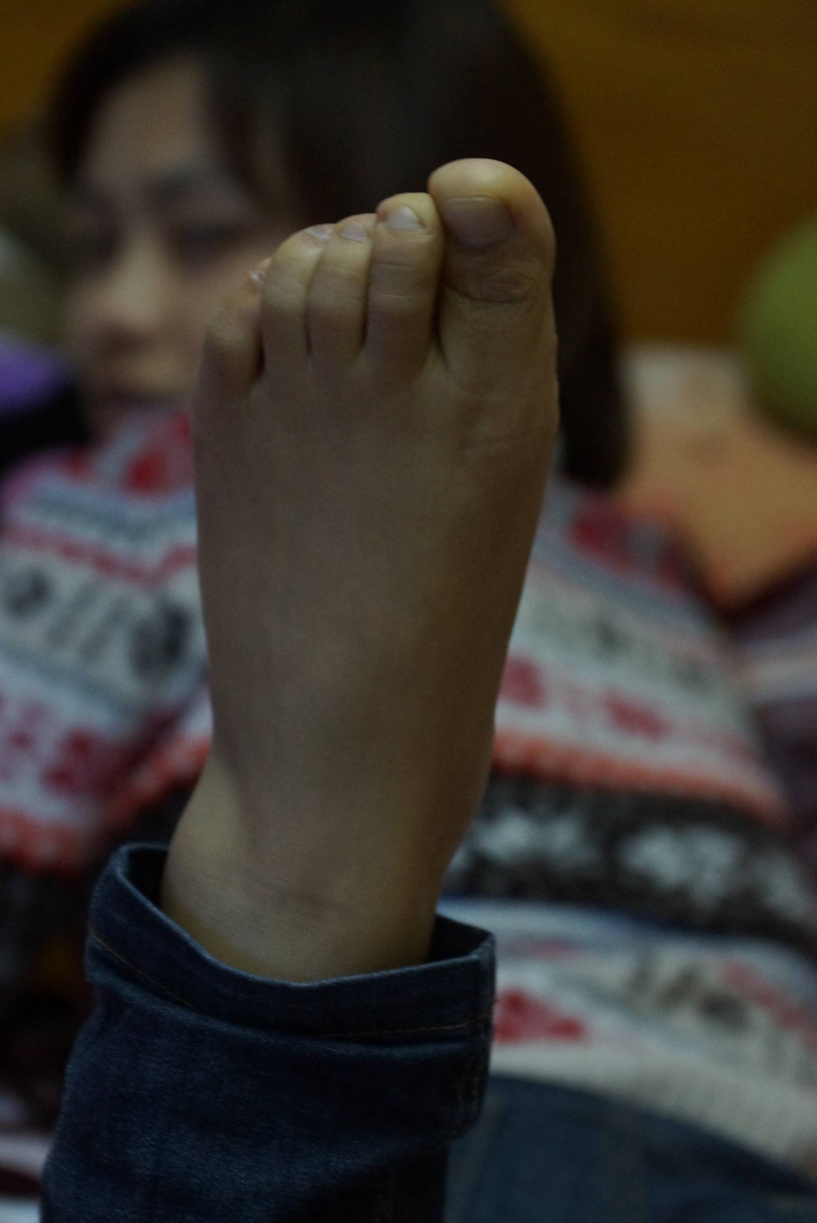 图片[31]-自由摄影 No.058 走了一天路 爱足MM认真的呵护着自己的每足 [45P] – 速更版-美库