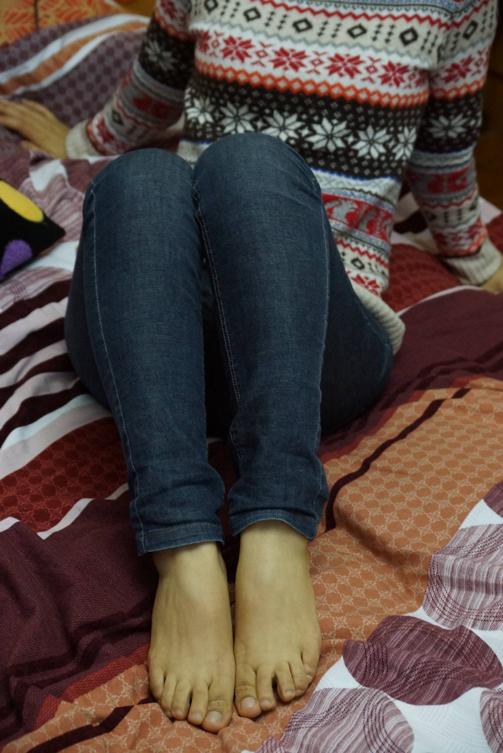 图片[39]-自由摄影 No.058 走了一天路 爱足MM认真的呵护着自己的每足 [45P] – 速更版-美库