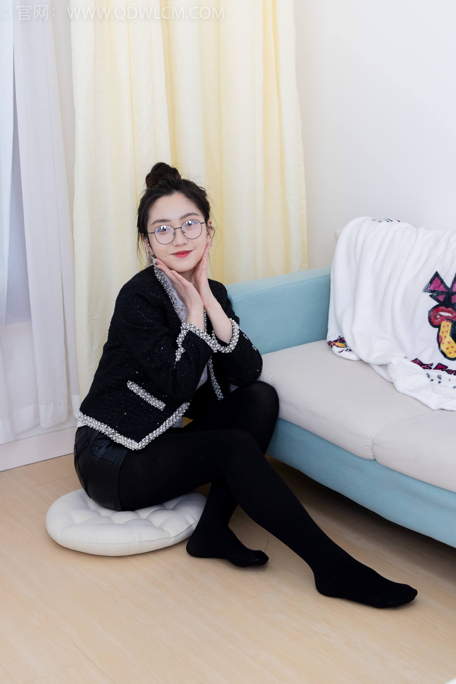 图片[69]-物恋传媒 NO.1852 川川-走过咖啡屋[160P] – 速更版-美库