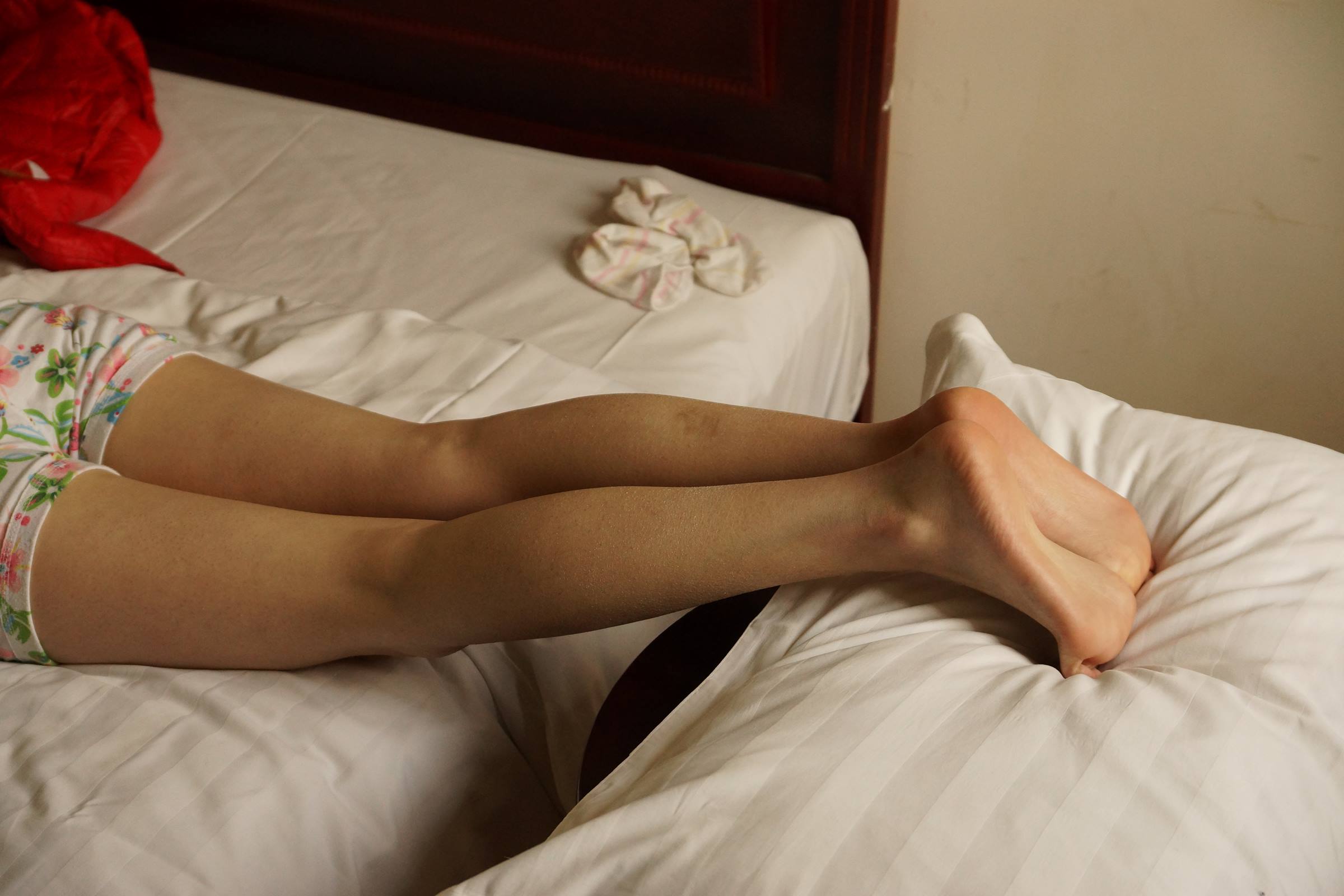 图片[64]-自由摄影 No.065 干净白嫩的小米裸足 [149P] – 速更版-美库