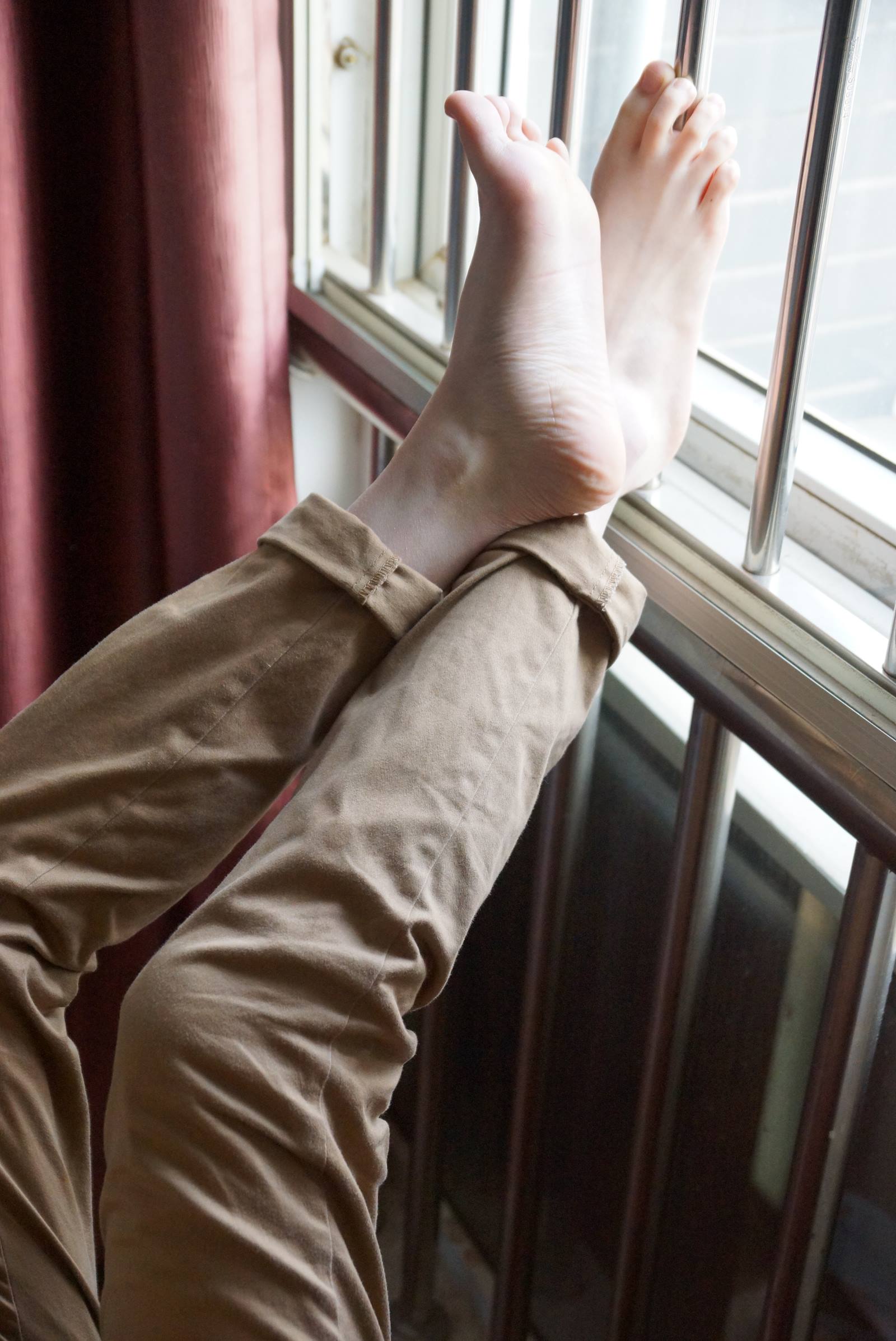 图片[123]-自由摄影 No.065 干净白嫩的小米裸足 [149P] – 速更版-美库