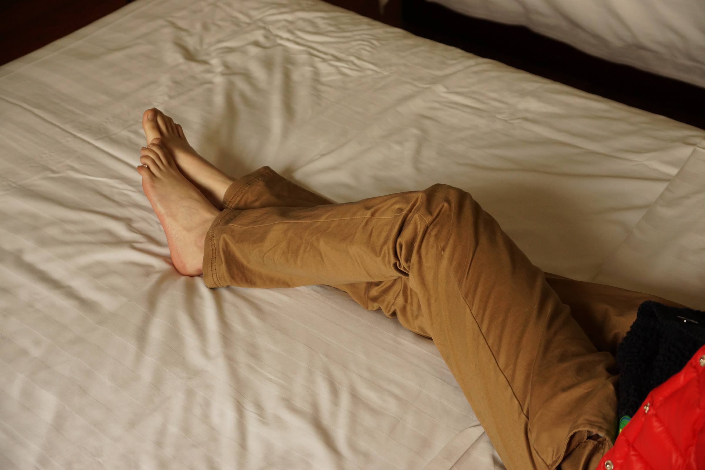 图片[24]-自由摄影 No.068 干净白嫩的足模小米 [51P] – 速更版-美库