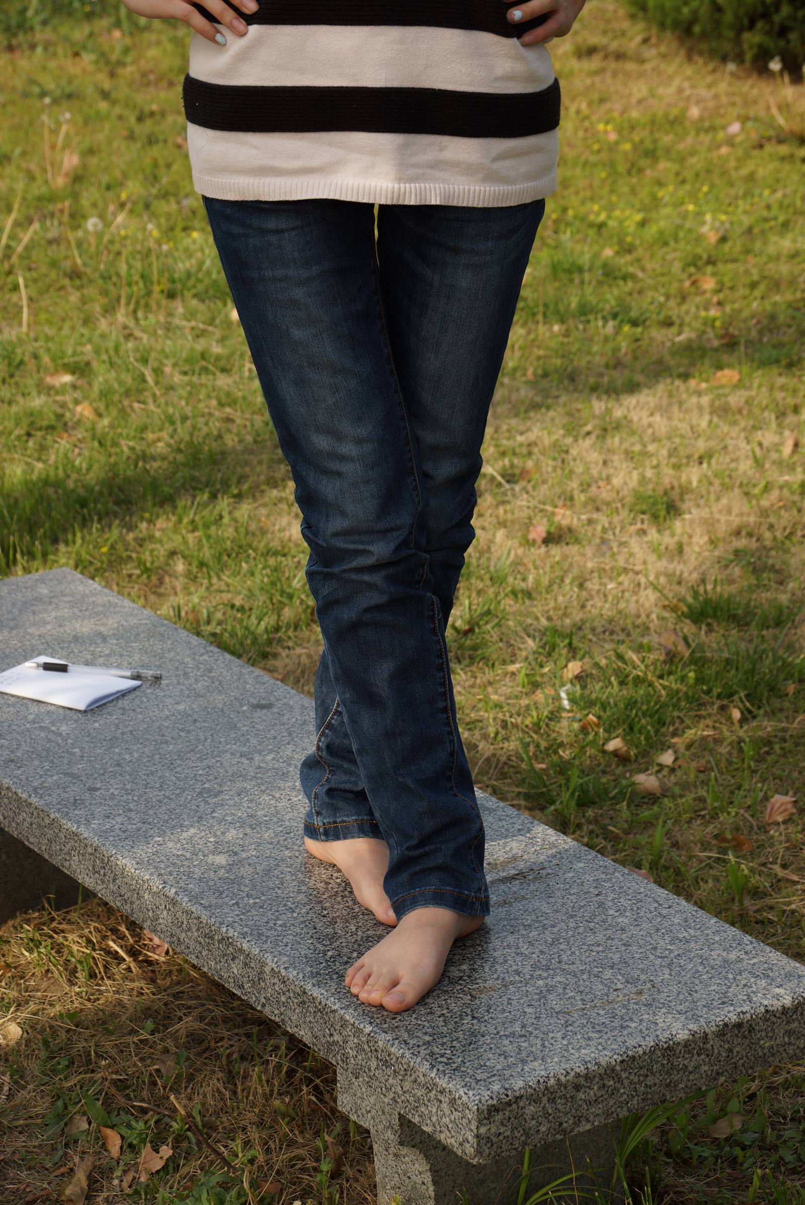 图片[46]-自由摄影 No.069 白净超薄的玉足 玉儿 [48P] – 速更版-美库