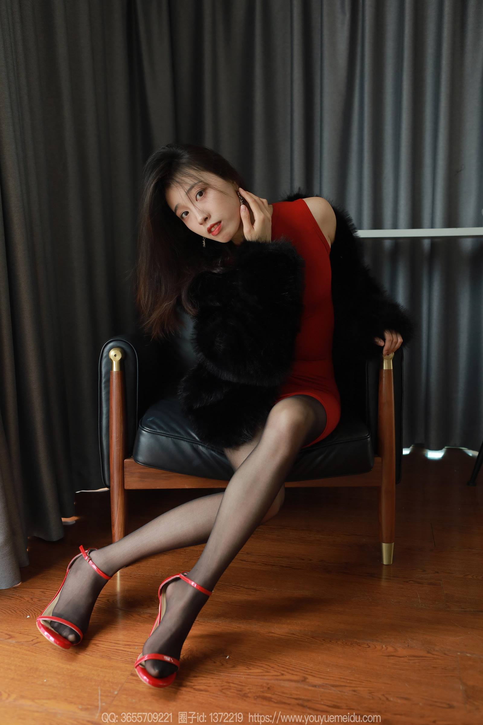 图片[15]-[IESS异思趣向] 2024.01.25 丝享家1647：小九《红色包臀裙（上）》[86P] – 速更版-美库