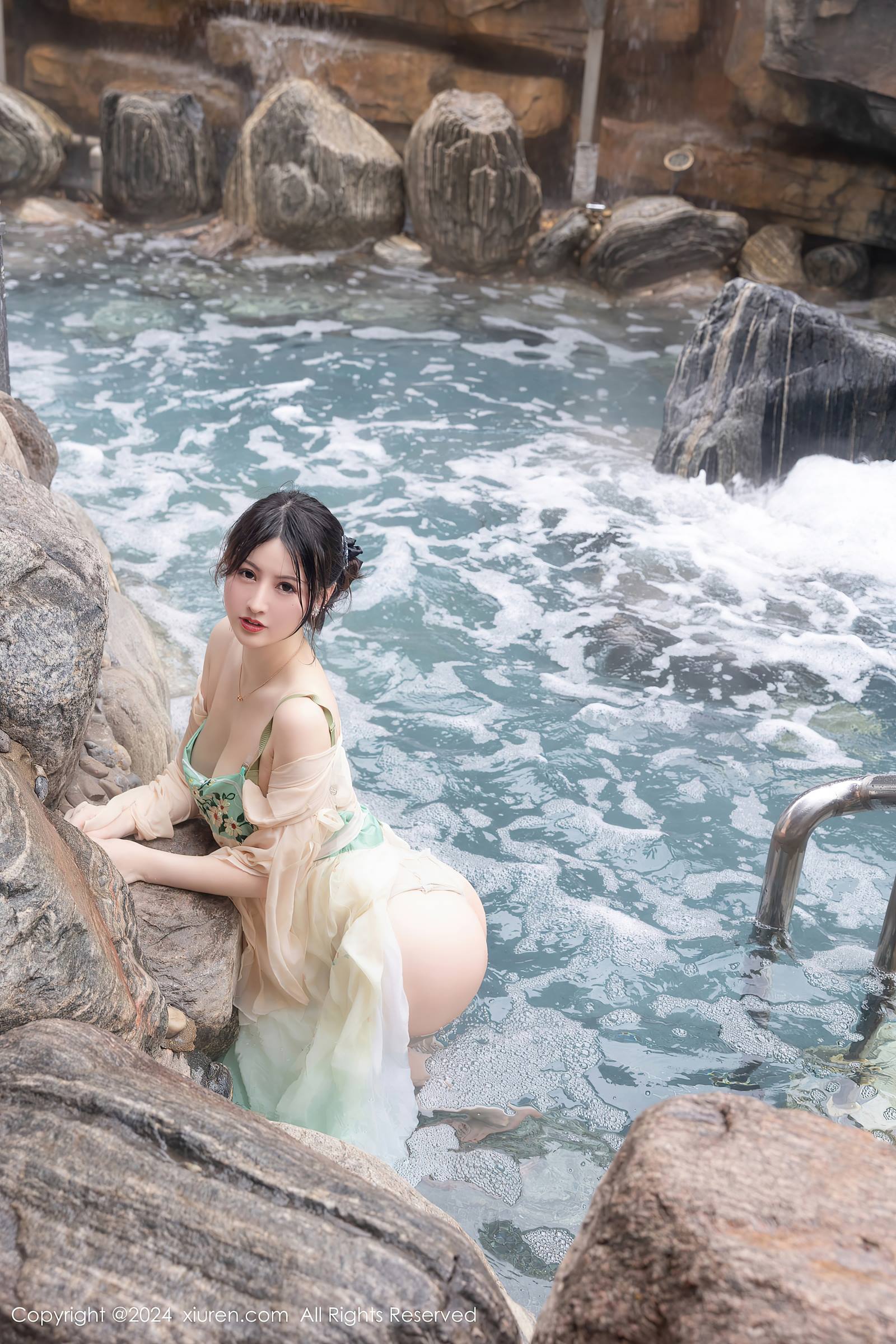 图片[16]-[Xiuren秀人网]2024.02.22 NO.8128 诗诗kiki 听闻山水之间 [22+1P] – 速更版-美库