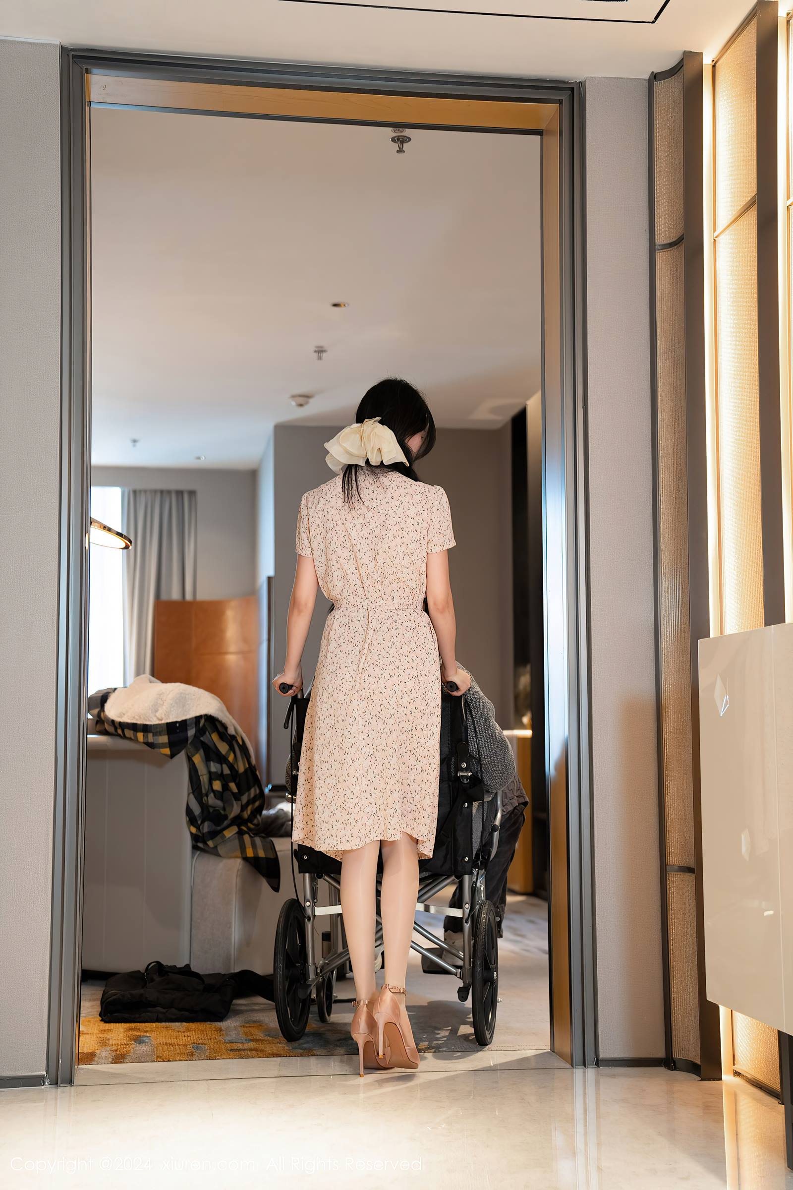 图片[17]-[Xiuren秀人网]2024.02.22 NO.8130 利世 买菜主妇 [23+1P] – 速更版-美库