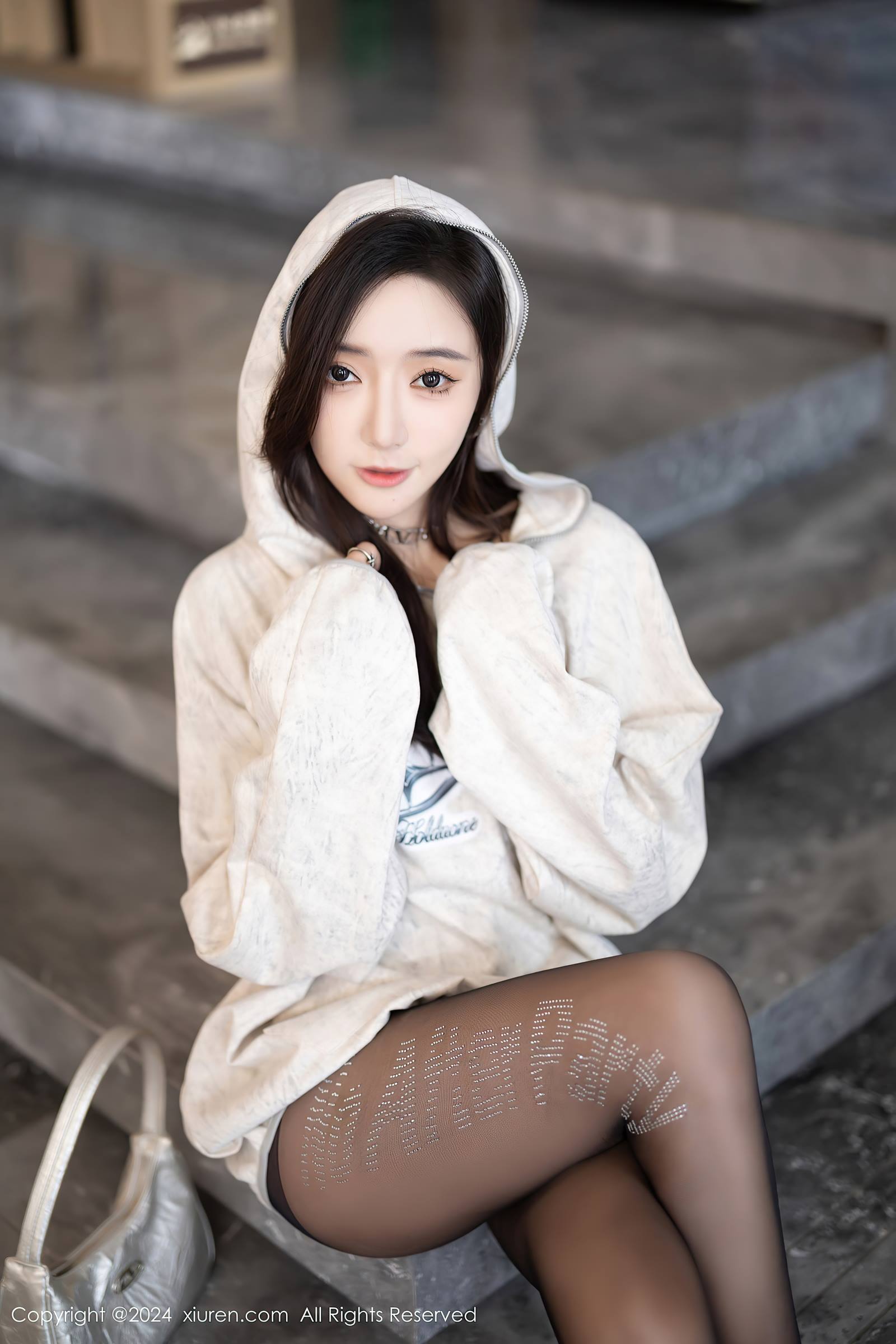 图片[11]-[Xiuren秀人网]2024.02.23 NO.8135 王馨瑶yanni 休闲帽衫 [62+1P] – 速更版-美库