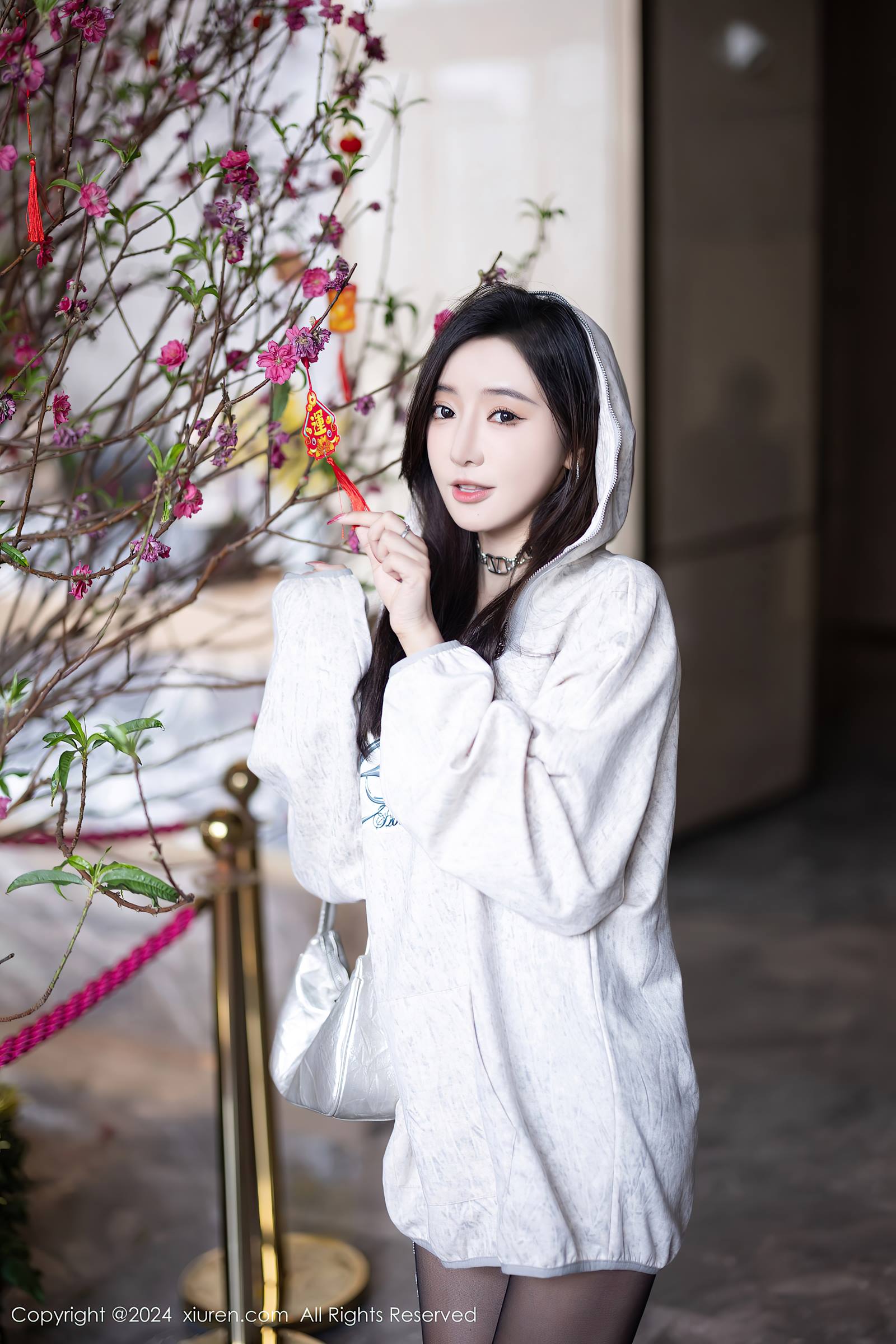 图片[15]-[Xiuren秀人网]2024.02.23 NO.8135 王馨瑶yanni 休闲帽衫 [62+1P] – 速更版-美库