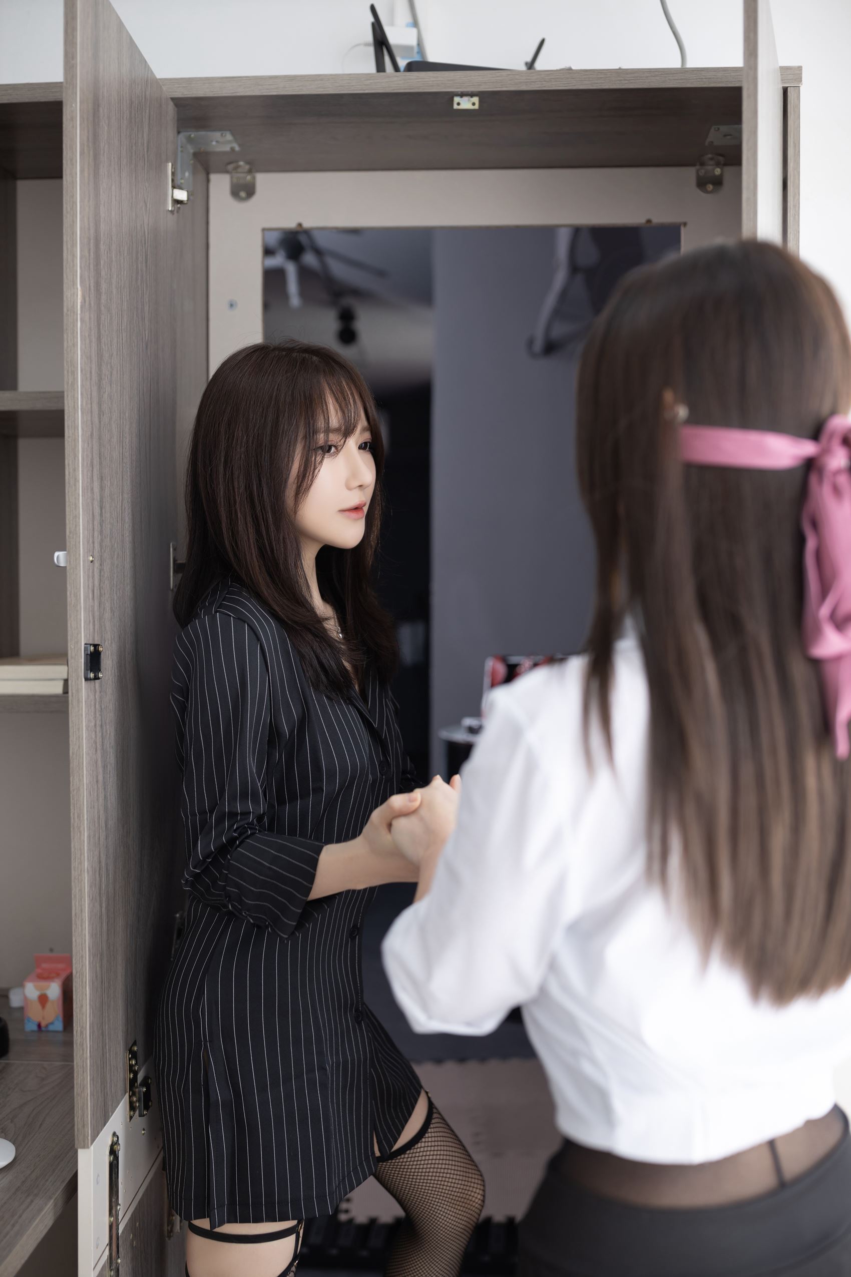 图片[30]-秀人内购@鱼子酱Fish – 内购私拍 隐蔽的房间 [35P] – 速更版-美库