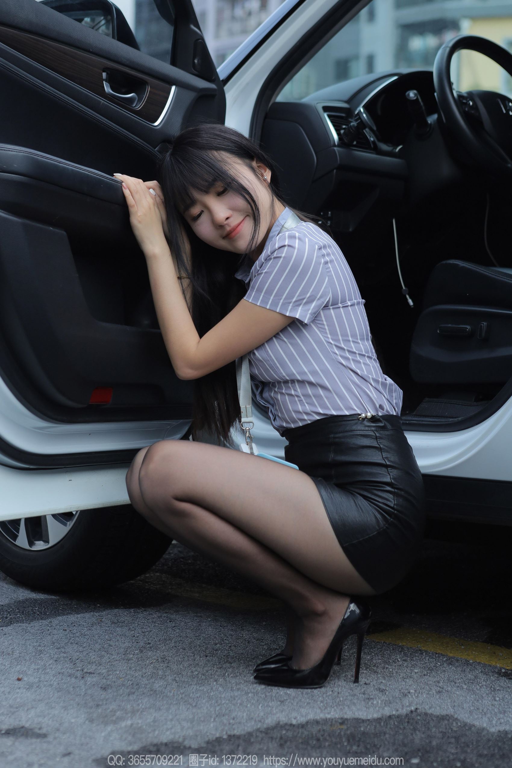 图片[79]-[IESS异思趣向] 2024.01.29 丝享家1650：婉萍《超短皮裙》[85P] – 速更版-美库