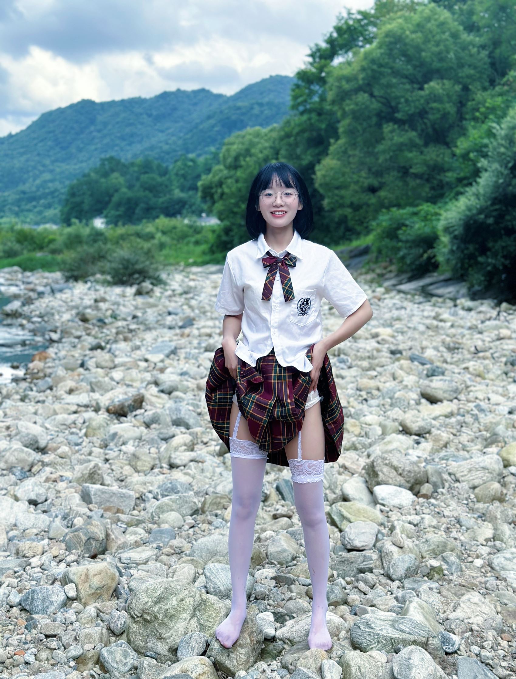 图片[13]-动漫博主@胜利的小生活微密圈系列 -户外小溪 [12P] – 速更版-美库