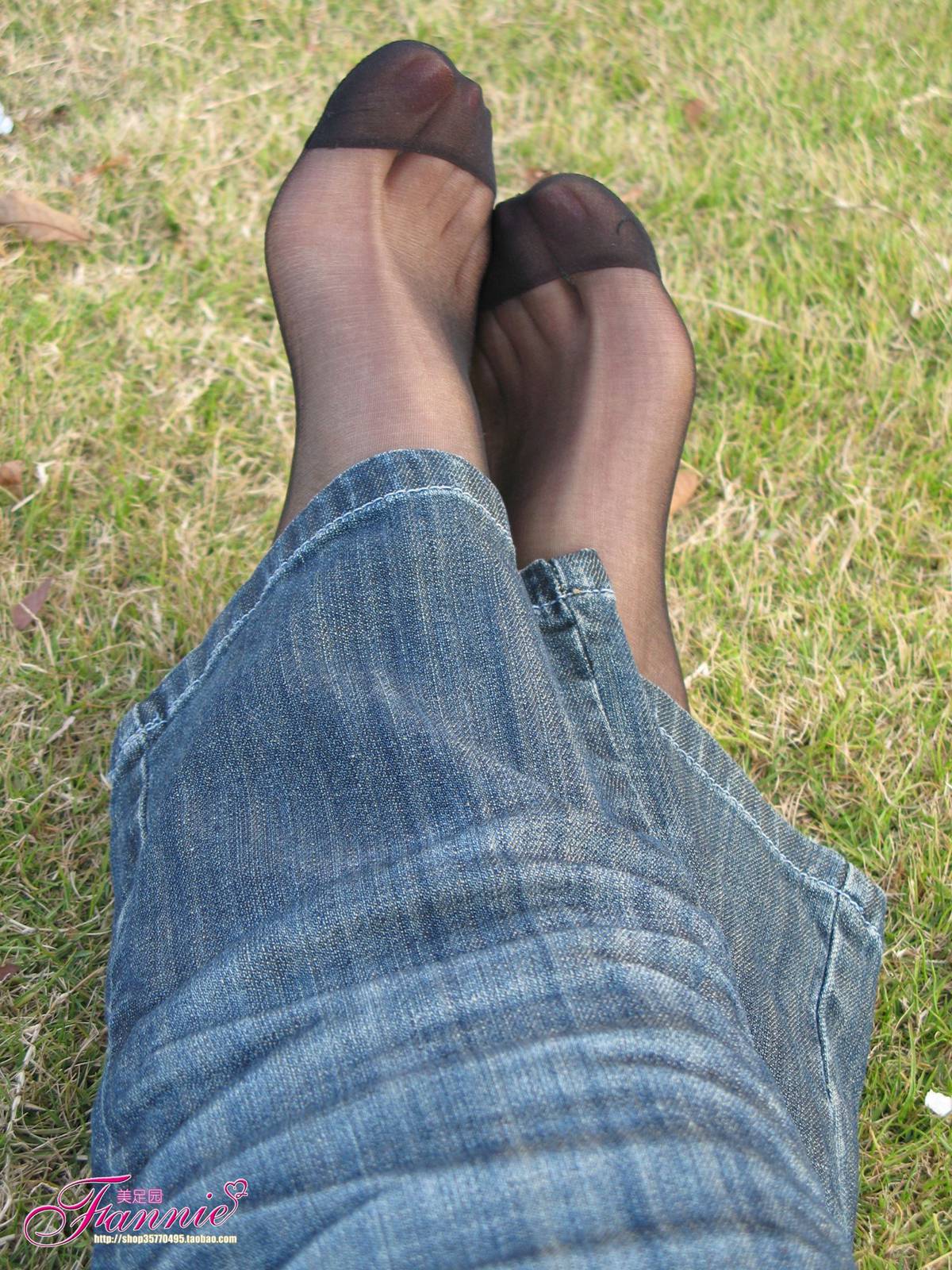 图片[50]-Fannie芬妮每足园 No.363 窃窃私语黑丝 [103P] – 速更版-美库