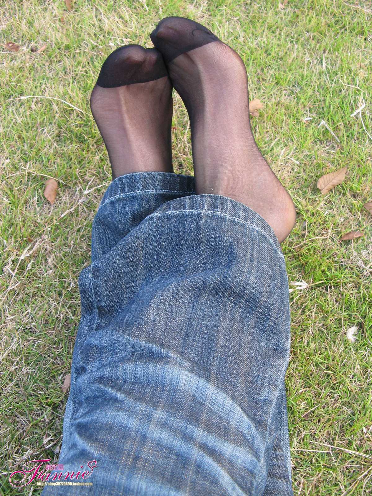 图片[98]-Fannie芬妮每足园 No.363 窃窃私语黑丝 [103P] – 速更版-美库