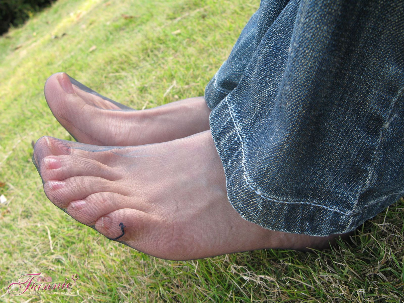 图片[28]-Fannie芬妮每足园 No.364 窃窃私语灰丝 [88P] – 速更版-美库