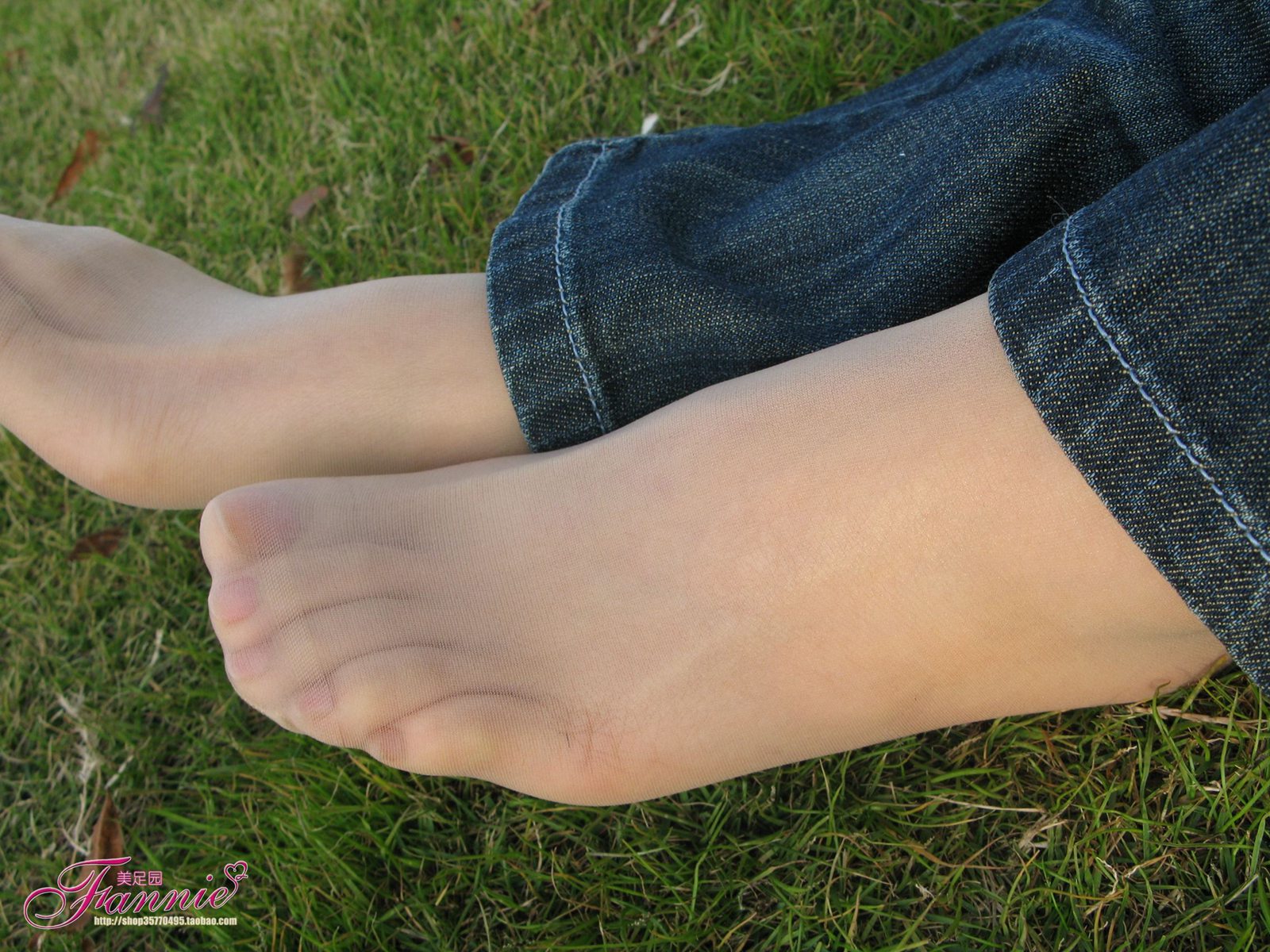 图片[32]-Fannie芬妮每足园 No.365 窃窃私语肉丝 [130P] – 速更版-美库