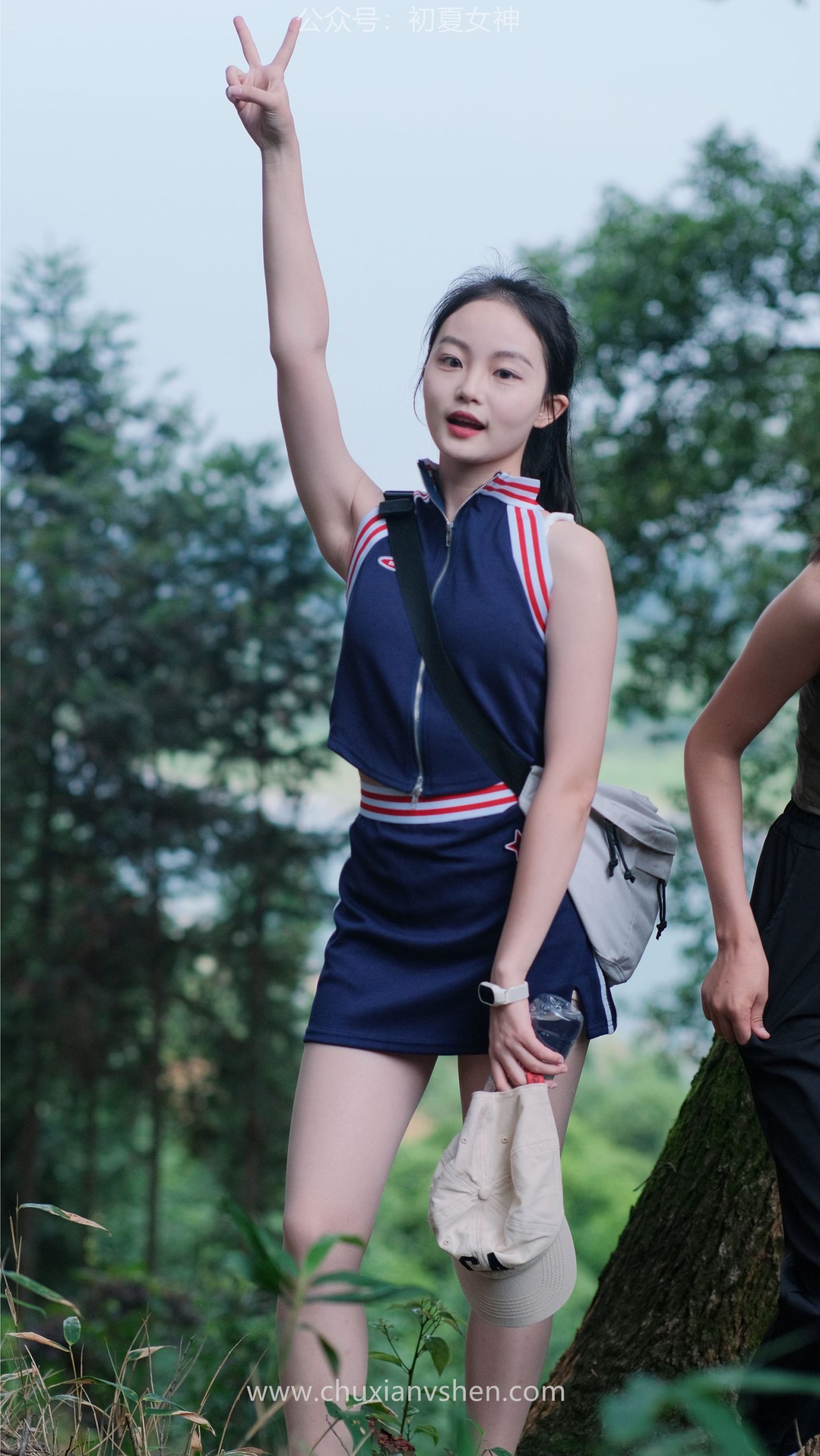 图片[18]-[初夏女神] NO.095 点点&双双~《姐妹出行》夏季登山记 [163P] – 速更版-美库