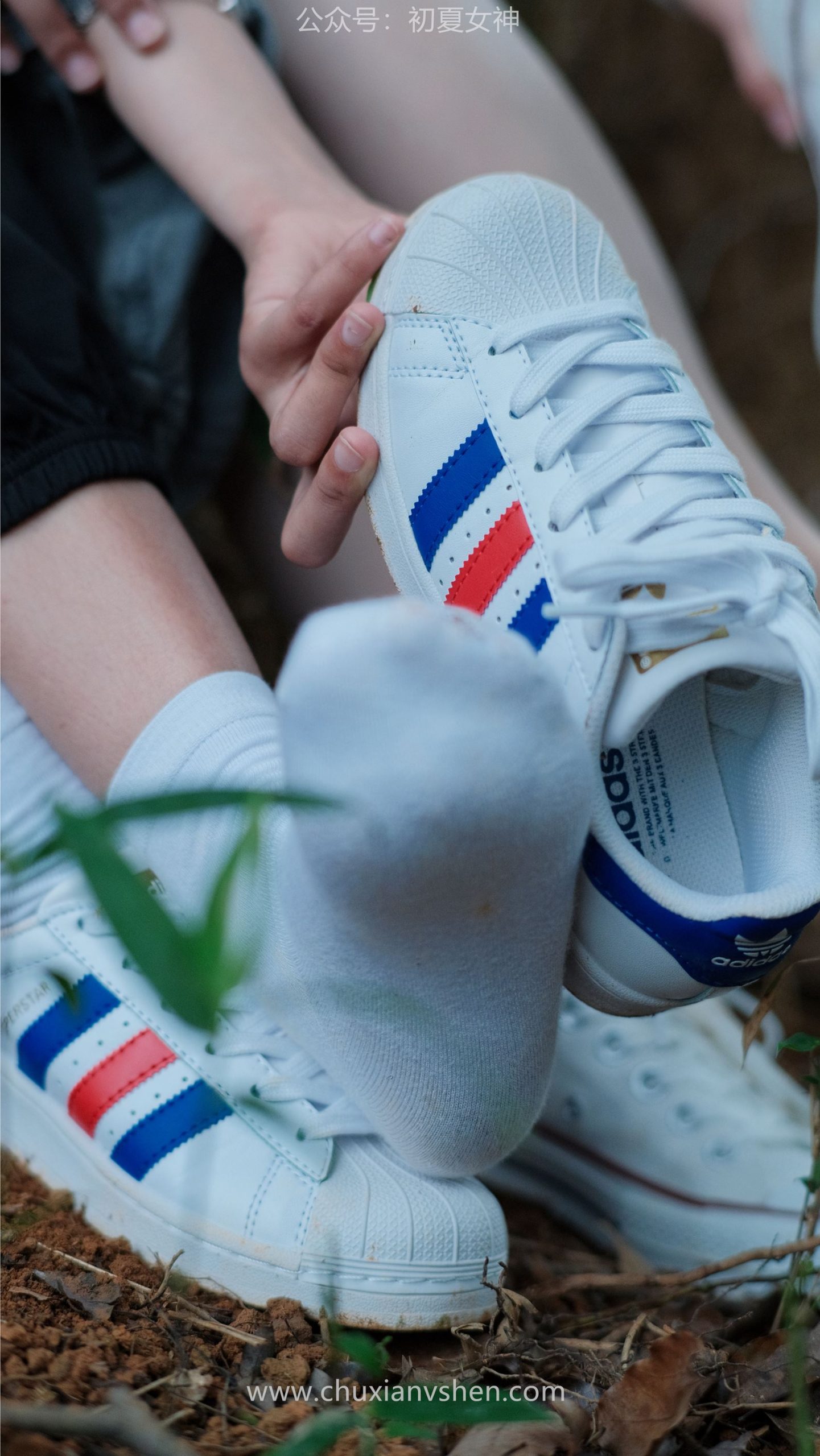 图片[51]-[初夏女神] NO.095 点点&双双~《姐妹出行》夏季登山记 [163P] – 速更版-美库