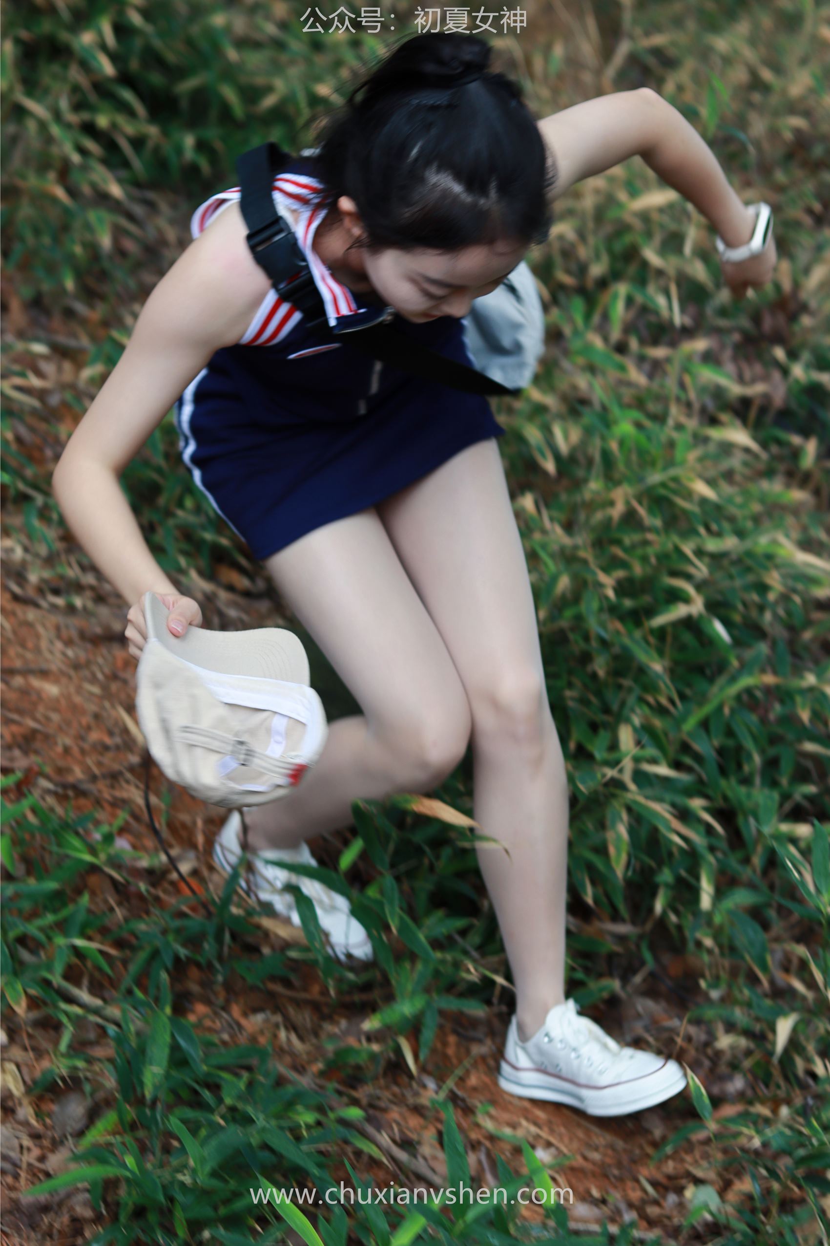 图片[93]-[初夏女神] NO.095 点点&双双~《姐妹出行》夏季登山记 [163P] – 速更版-美库