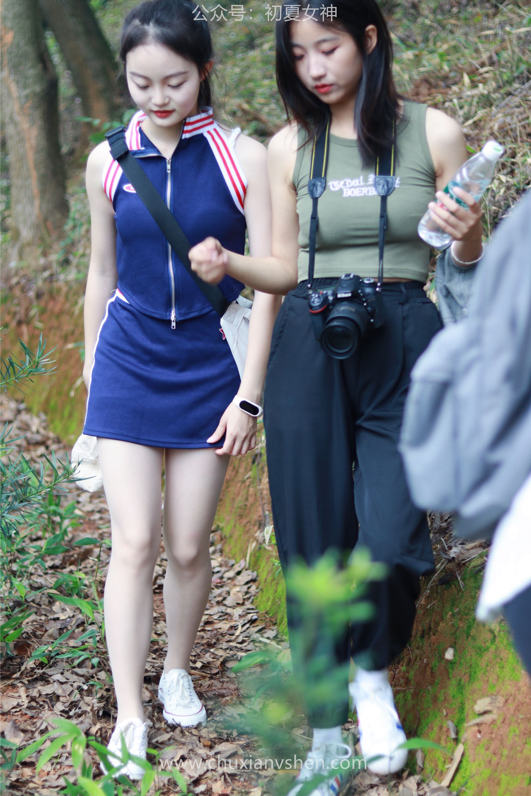 图片[101]-[初夏女神] NO.095 点点&双双~《姐妹出行》夏季登山记 [163P] – 速更版-美库