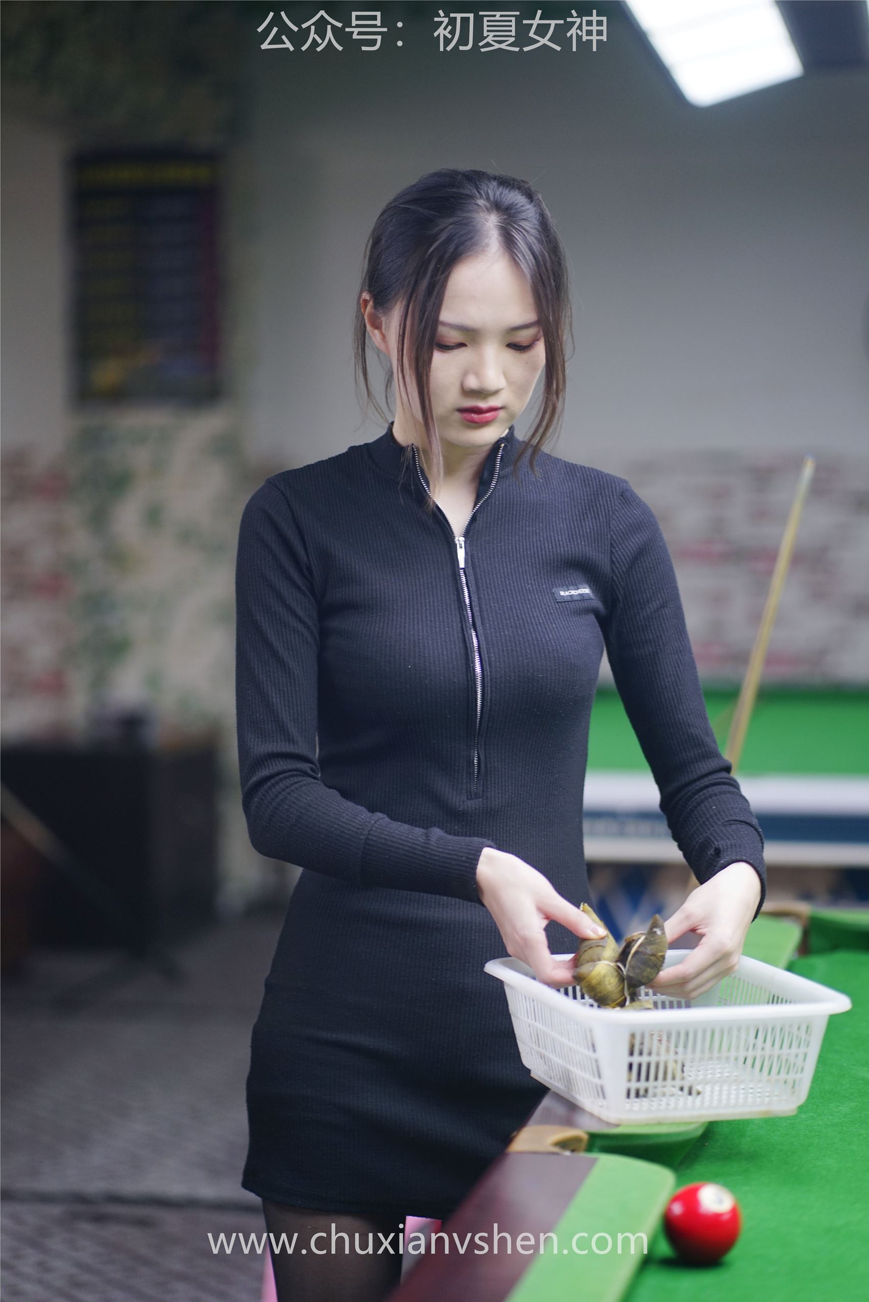 图片[120]-[初夏女神] NO.096 大发&点点~《姐妹同台》行不行台球桌碰一碰 [133P] – 速更版-美库