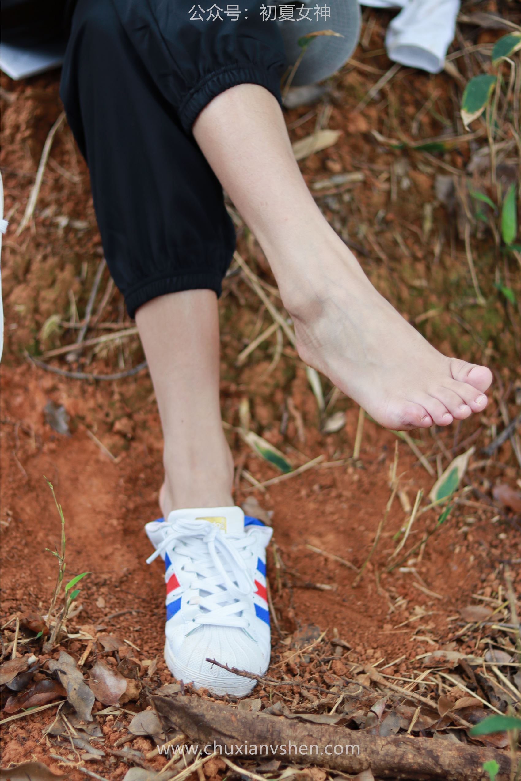 图片[144]-[初夏女神] NO.095 点点&双双~《姐妹出行》夏季登山记 [163P] – 速更版-美库