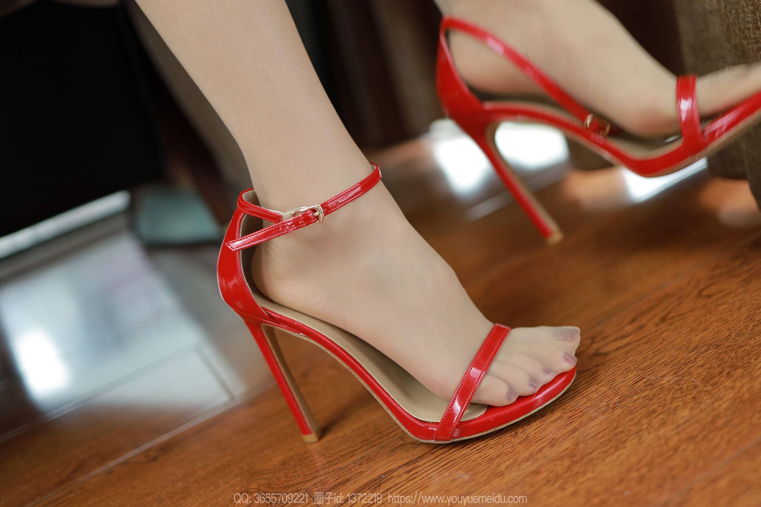 图片[58]-[IESS异思趣向] 2024.02.01 丝享家1653：美子《红色高跟鞋》[86P] – 速更版-美库