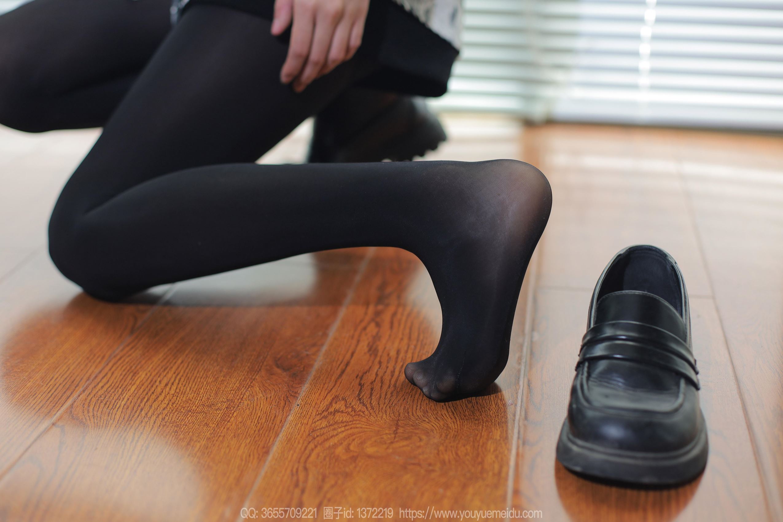 图片[17]-[IESS异思趣向] 2024.02.04 丝享家1655：小九《黑色厚袜》[78P] – 速更版-美库