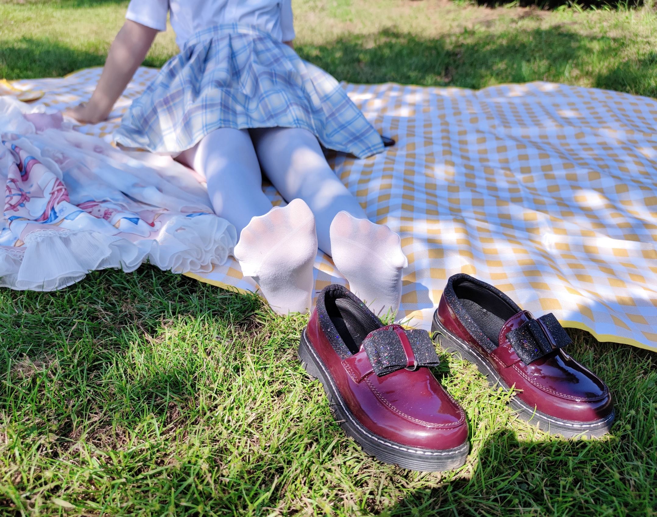 图片[10]-网紅Coser@地瓜小朋友 -草地1[14P] – 速更版-美库