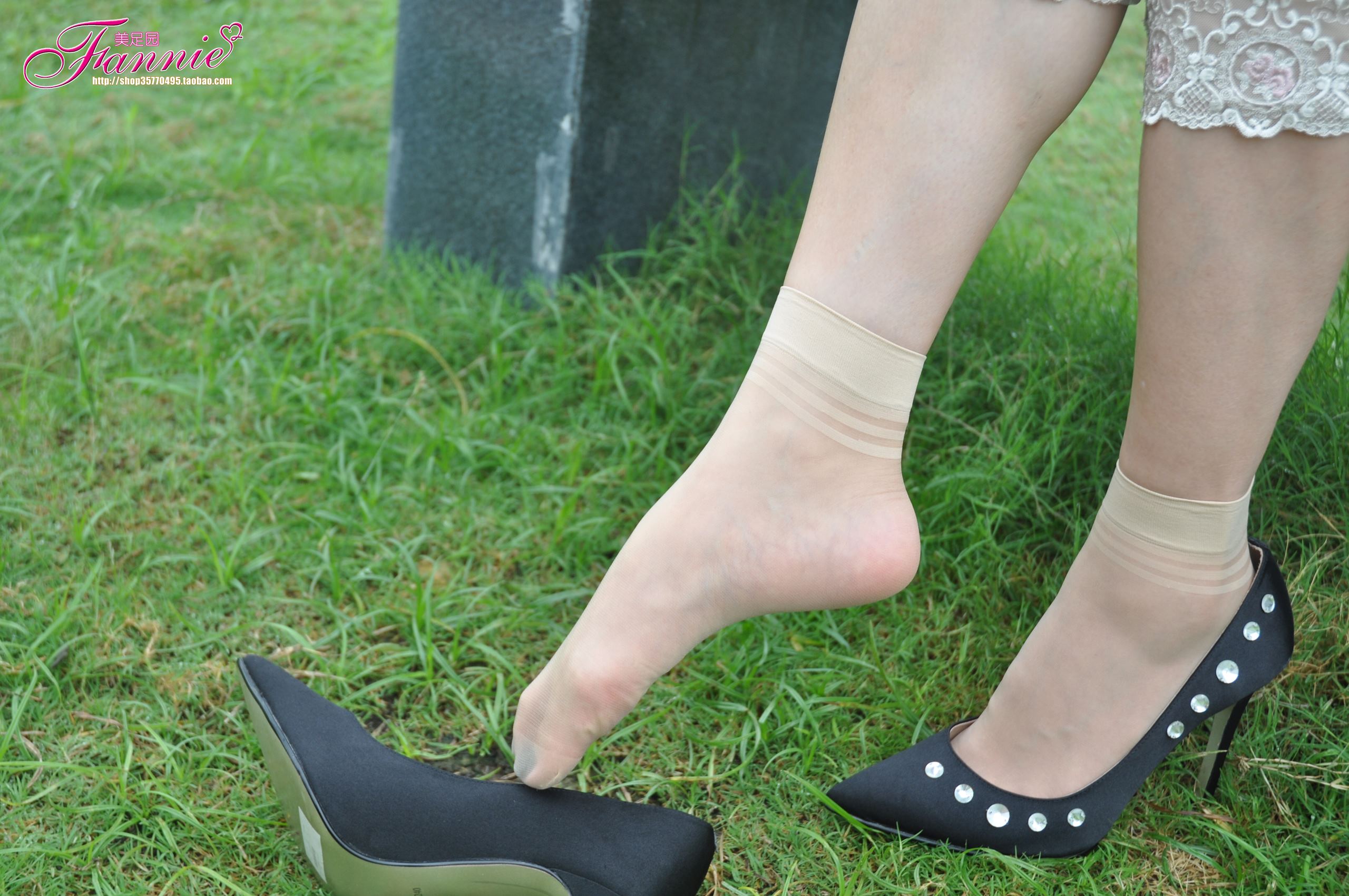 图片[11]-Fannie芬妮每足园 No.372 秋日私语（高跟丝族）1 [35P] – 速更版-美库