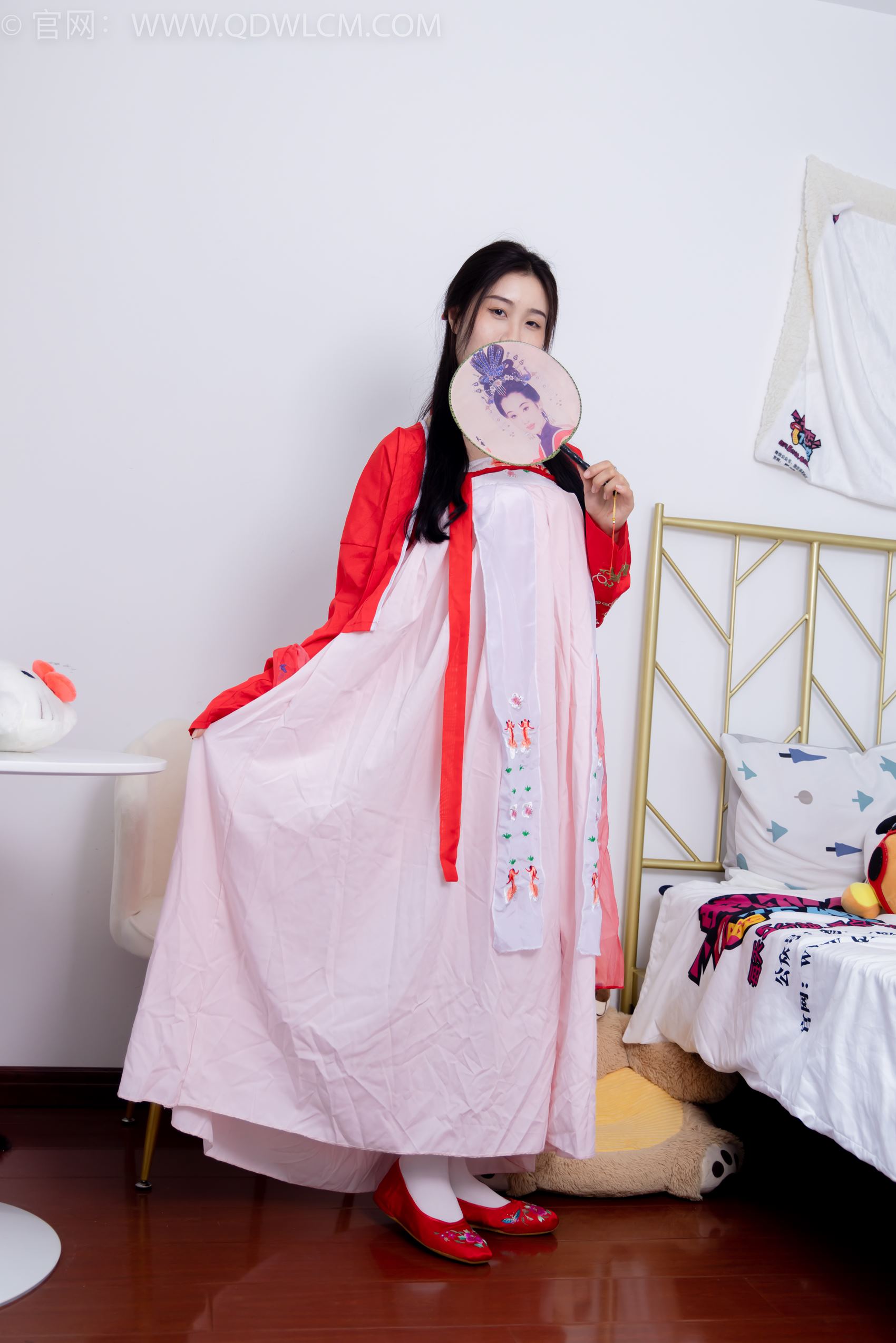 图片[11]-物恋传媒 NO.1872 绒绒-红衣飘飘[180P] – 速更版-美库