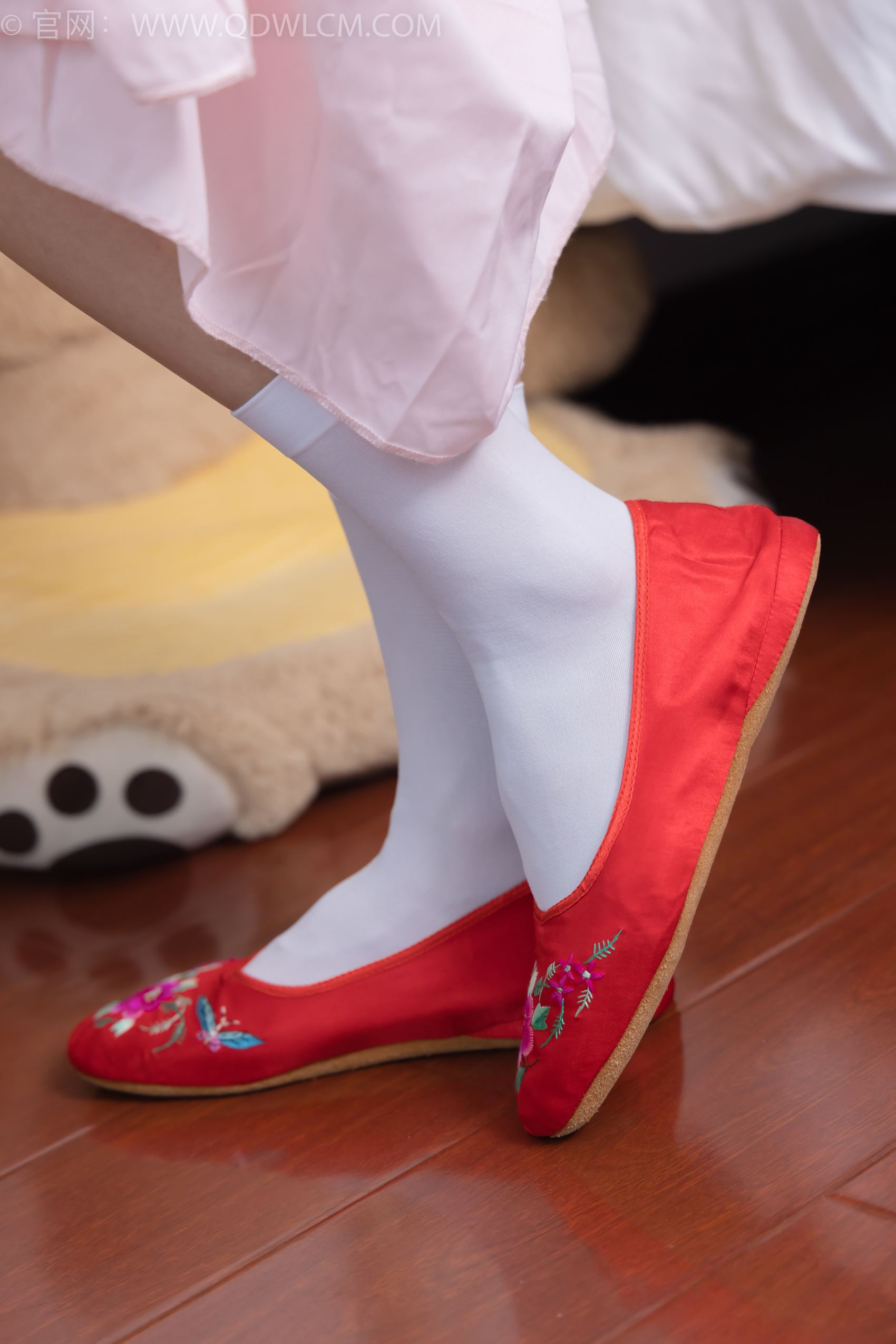 图片[18]-物恋传媒 NO.1872 绒绒-红衣飘飘[180P] – 速更版-美库