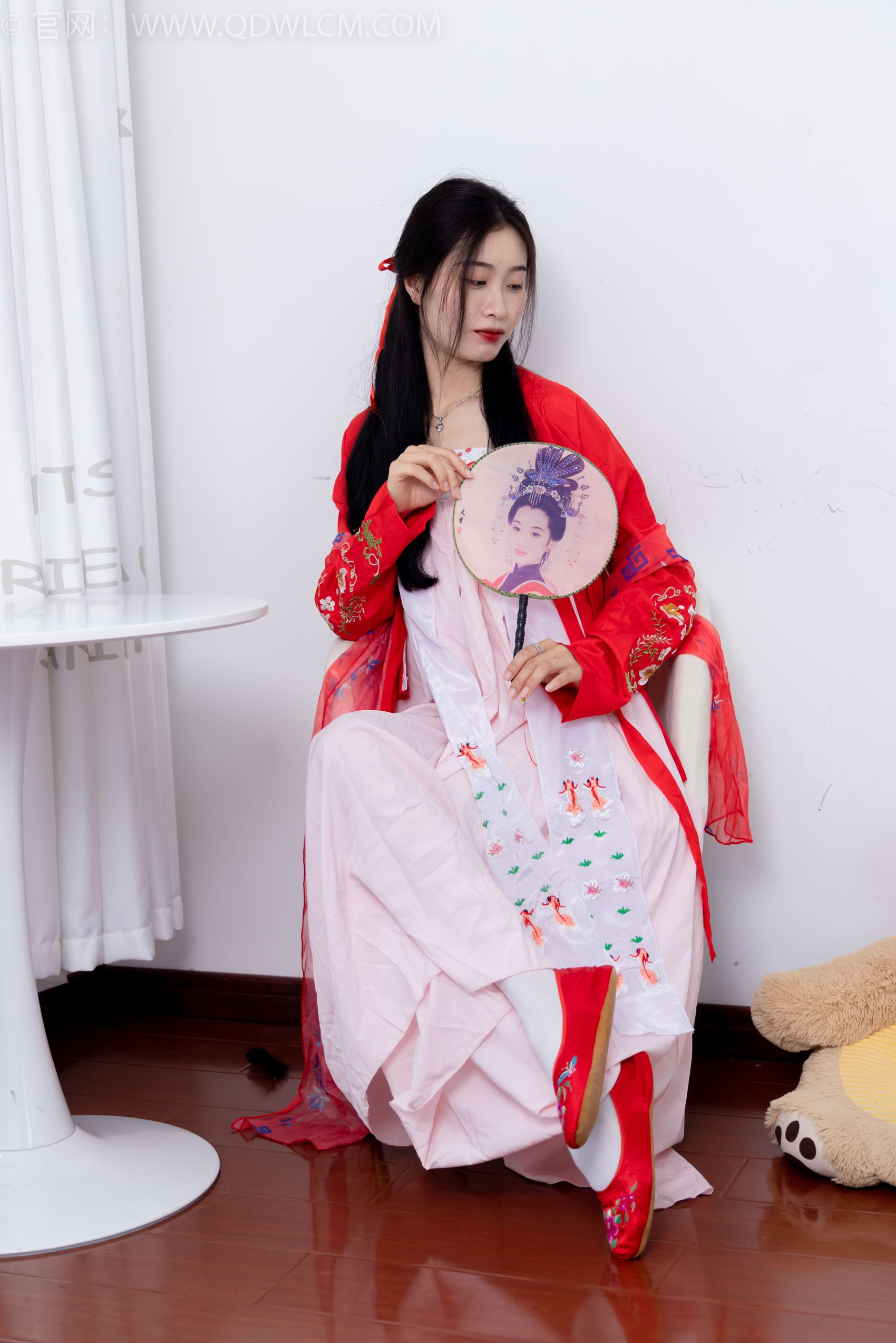 图片[23]-物恋传媒 NO.1872 绒绒-红衣飘飘[180P] – 速更版-美库