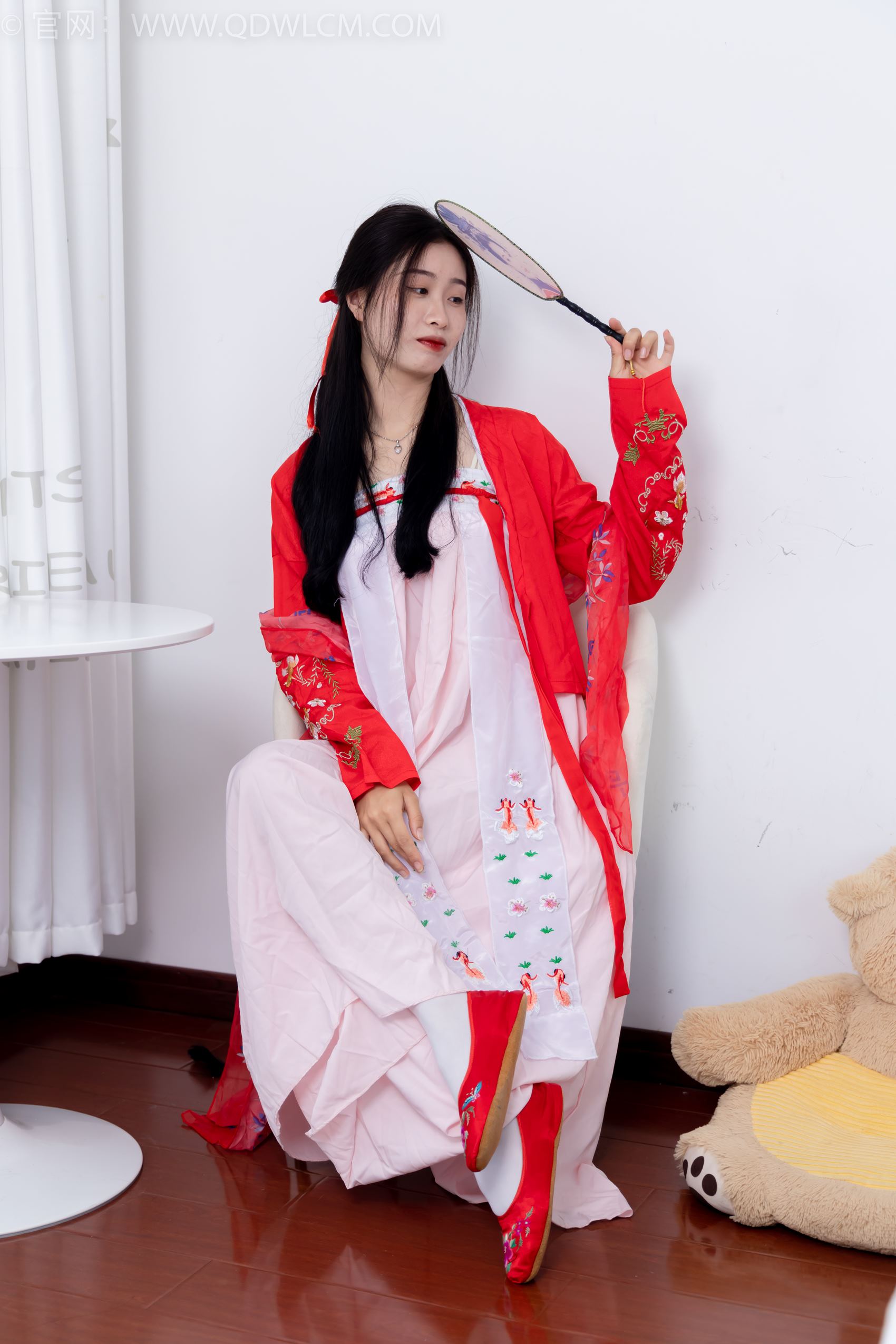 图片[25]-物恋传媒 NO.1872 绒绒-红衣飘飘[180P] – 速更版-美库