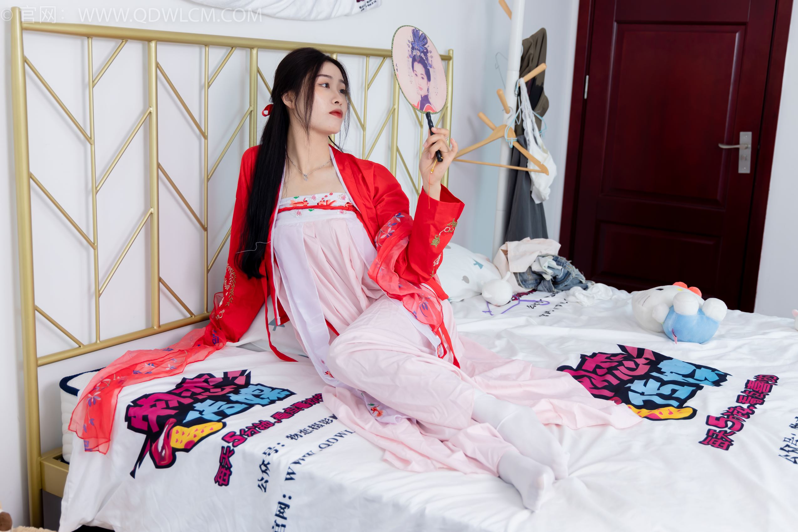 图片[51]-物恋传媒 NO.1872 绒绒-红衣飘飘[180P] – 速更版-美库