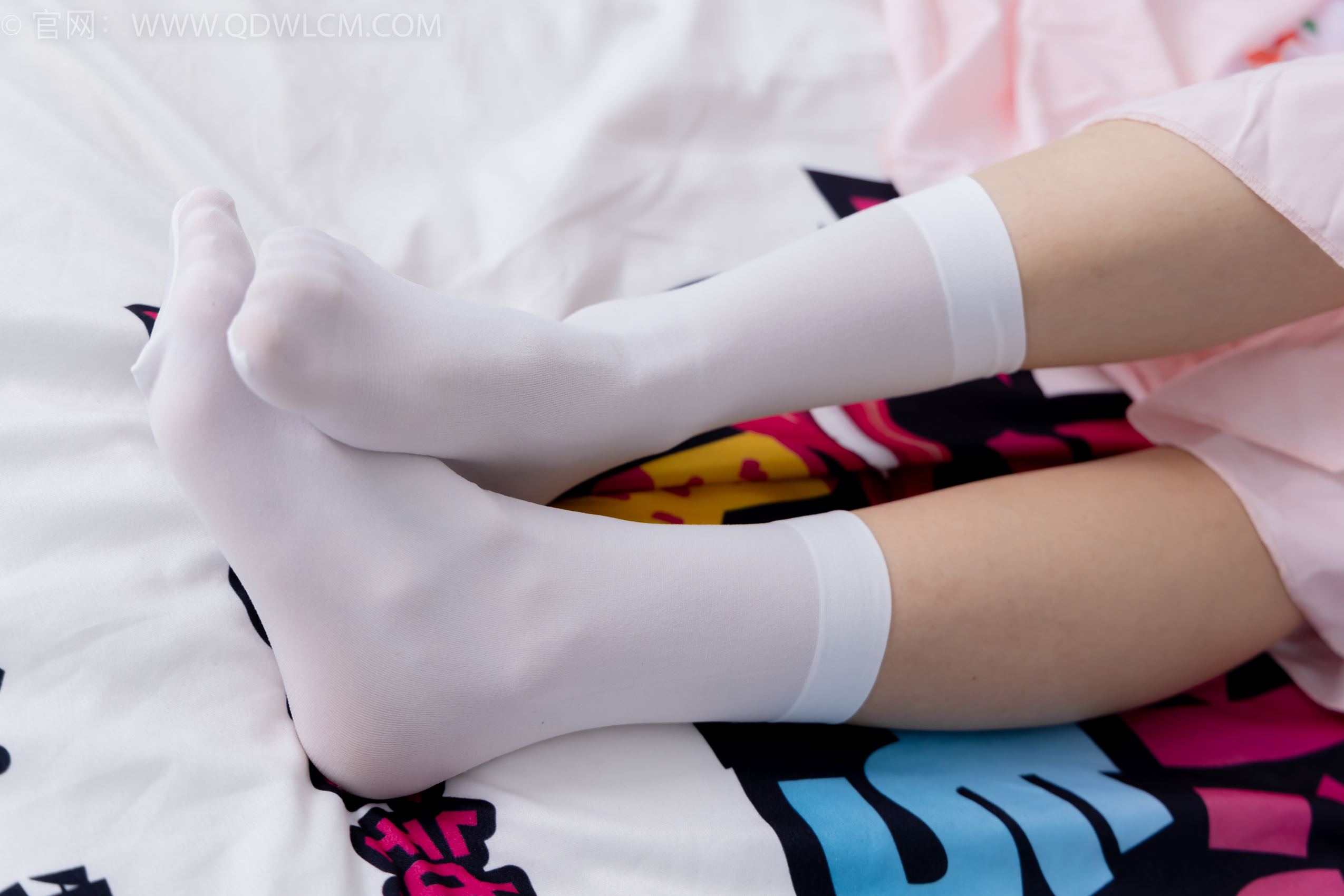 图片[76]-物恋传媒 NO.1872 绒绒-红衣飘飘[180P] – 速更版-美库