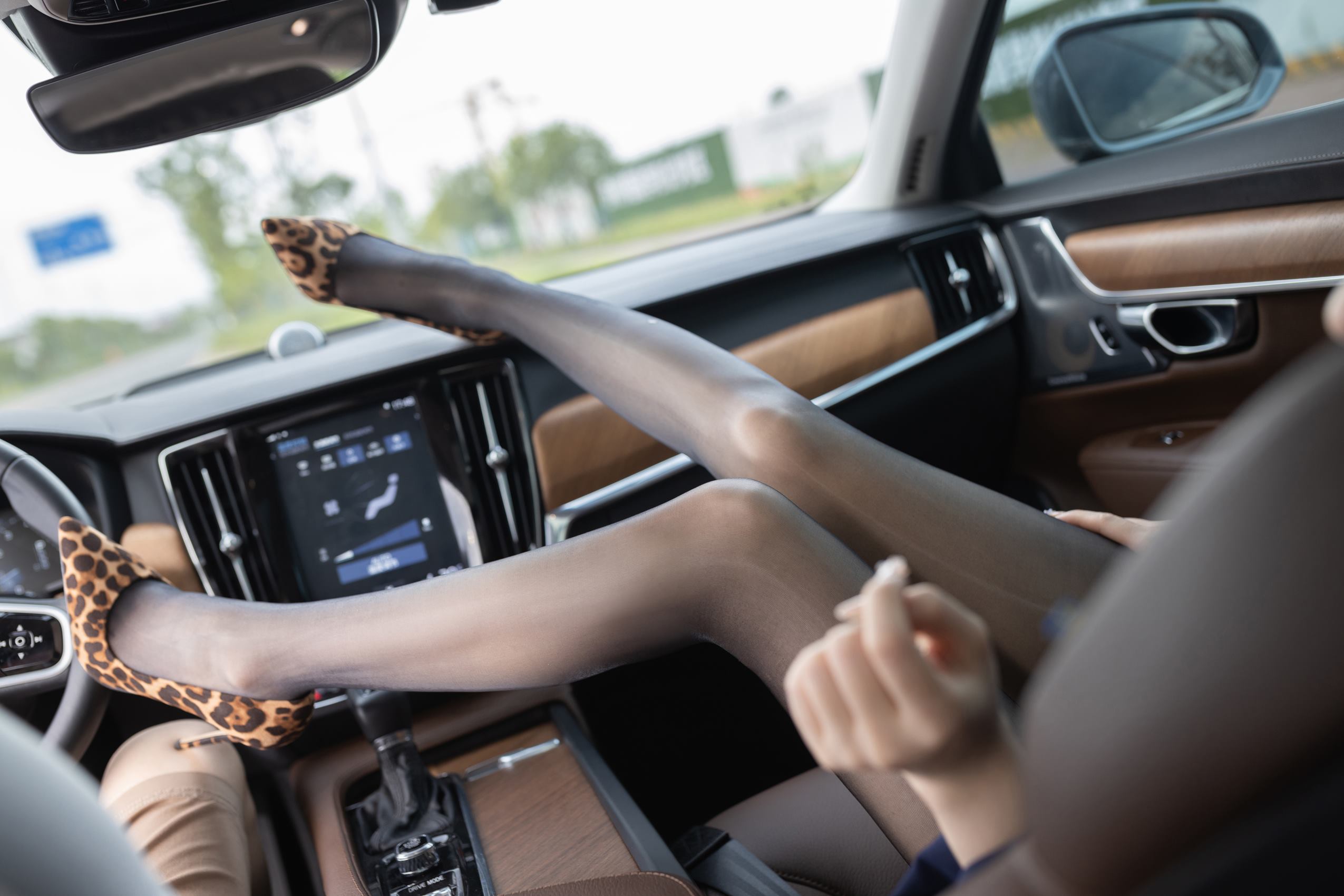 图片[23]-秀人名模鱼子酱Fish《顺风车》[43P] – 速更版-美库