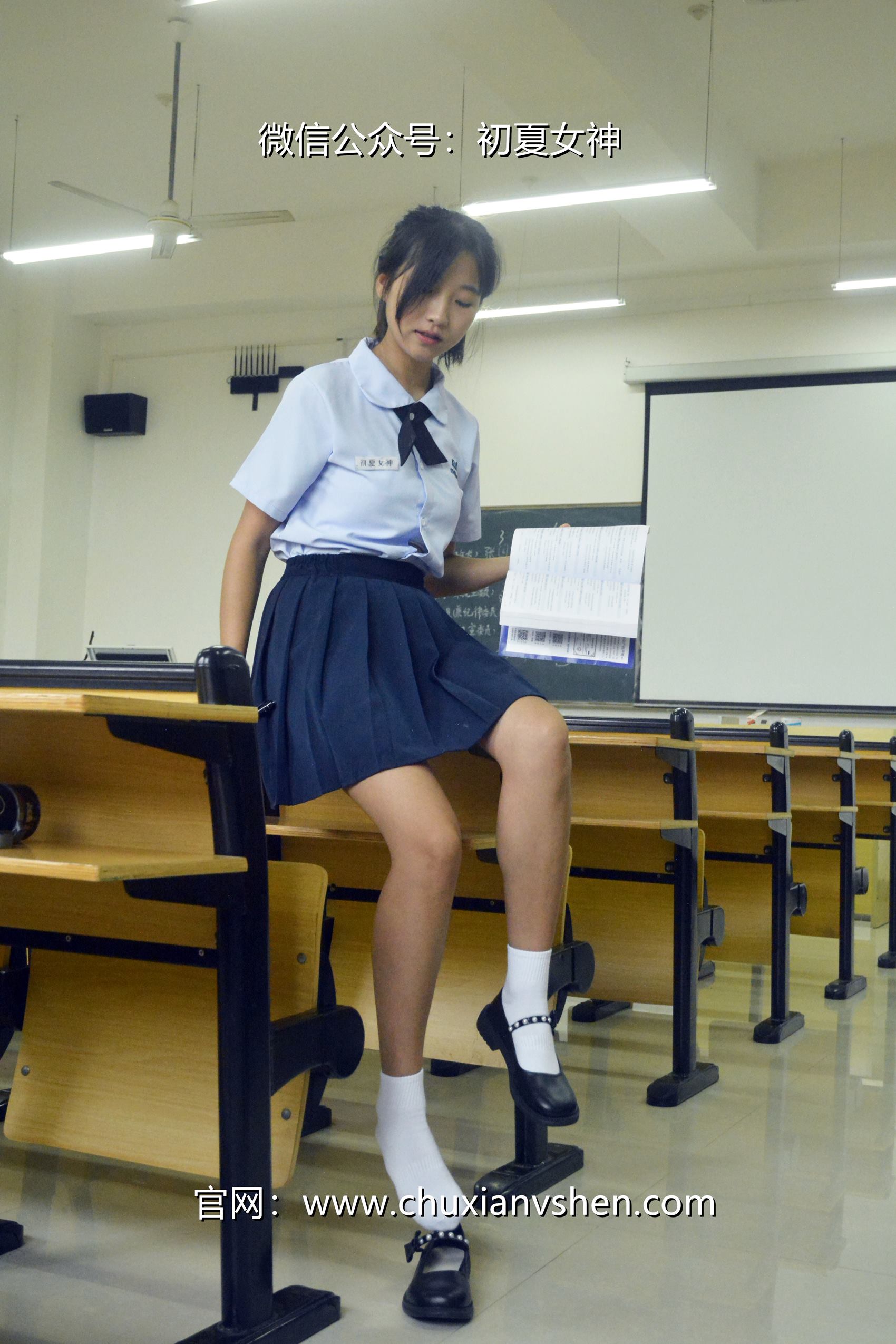 图片[41]-初夏女神 NO.099 点点 异国校服[155P] – 速更版-美库