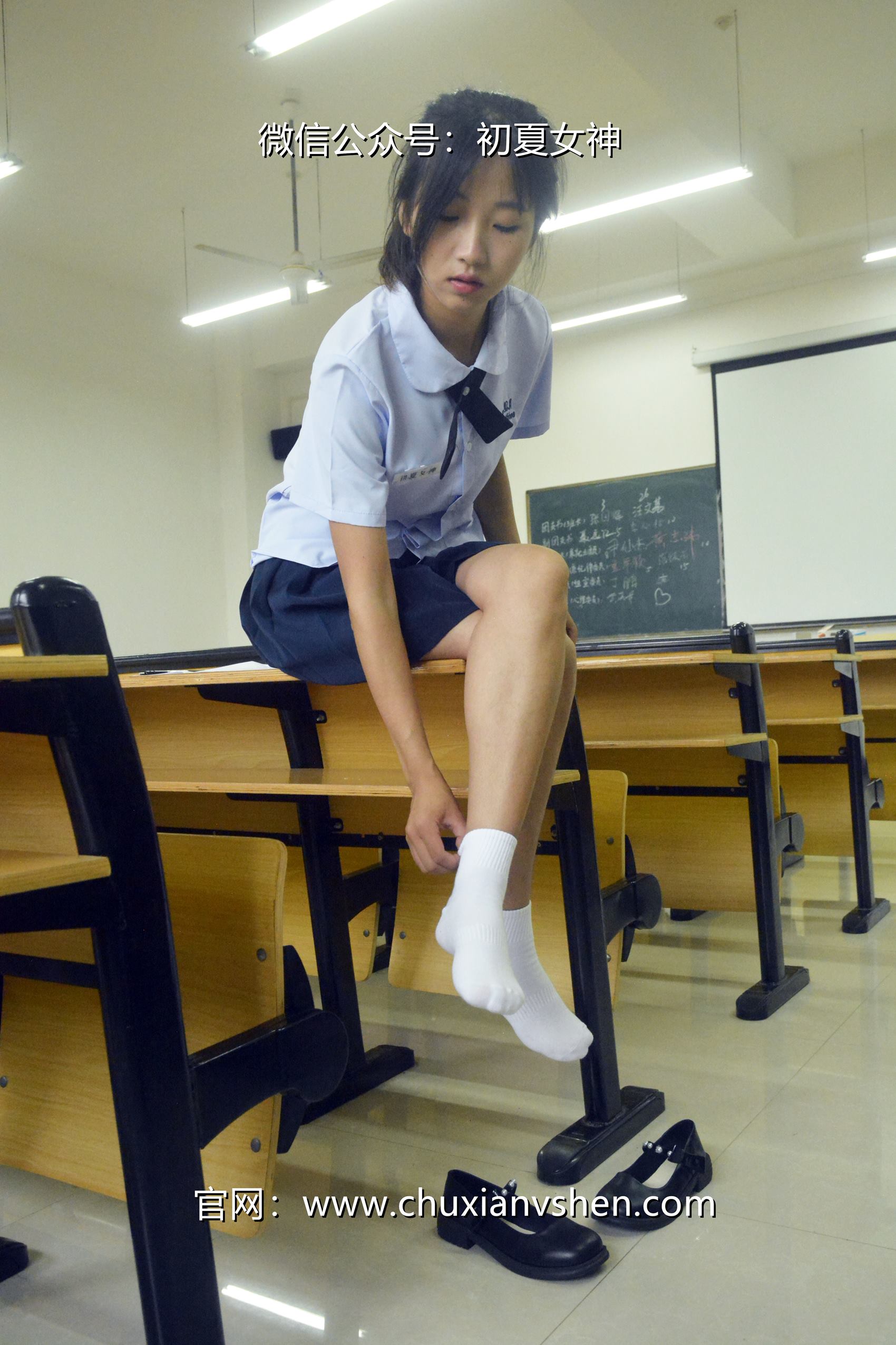 图片[73]-初夏女神 NO.099 点点 异国校服[155P] – 速更版-美库