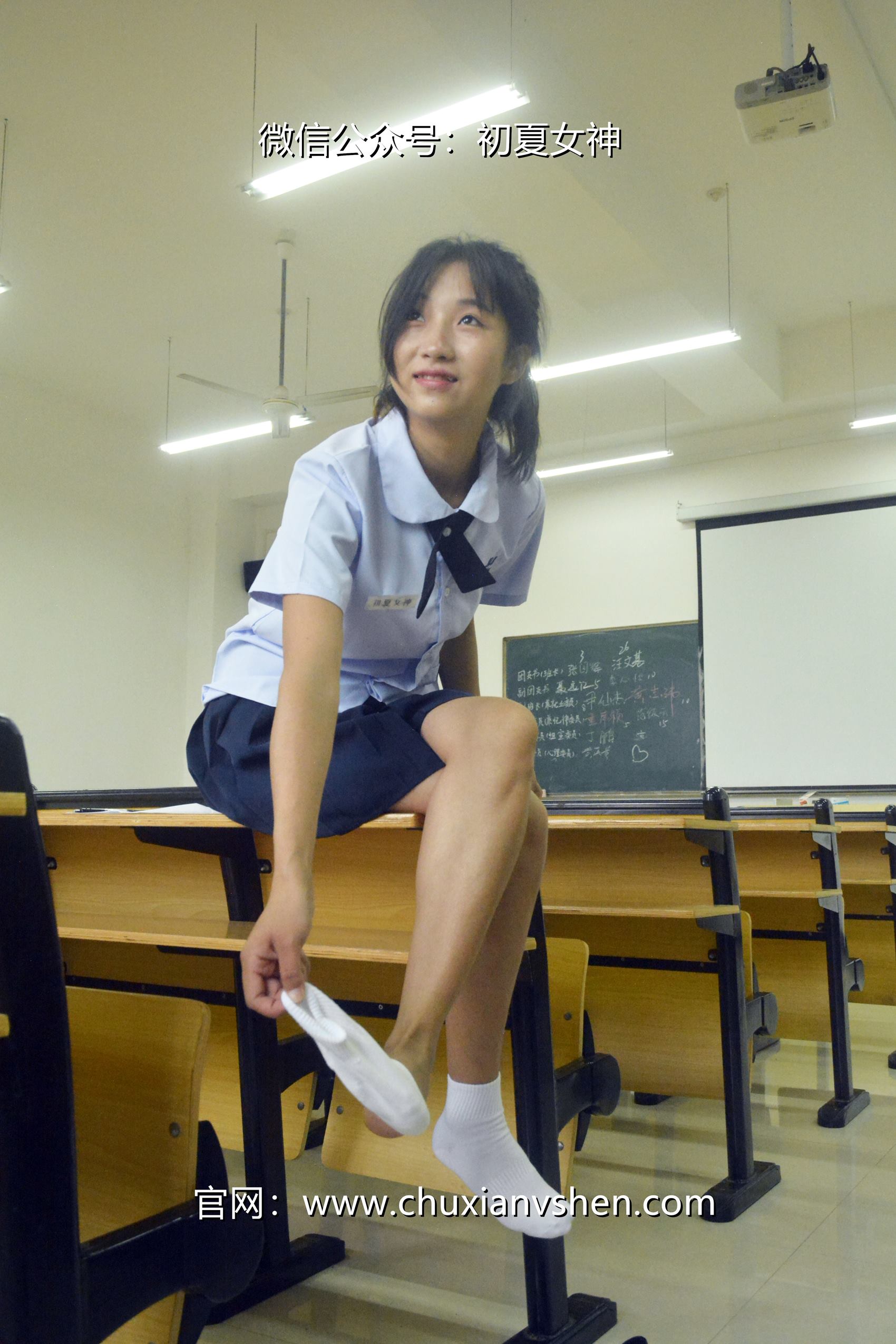 图片[76]-初夏女神 NO.099 点点 异国校服[155P] – 速更版-美库