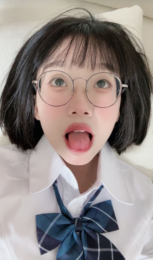 图片[35]-动漫博主@胜利的小生活微密圈系列 -JK狗狗白丝 [41P] – 速更版-美库