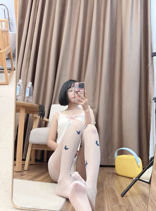 图片[42]-动漫博主@胜利的小生活微密圈系列 -JK狗狗白丝 [41P] – 速更版-美库