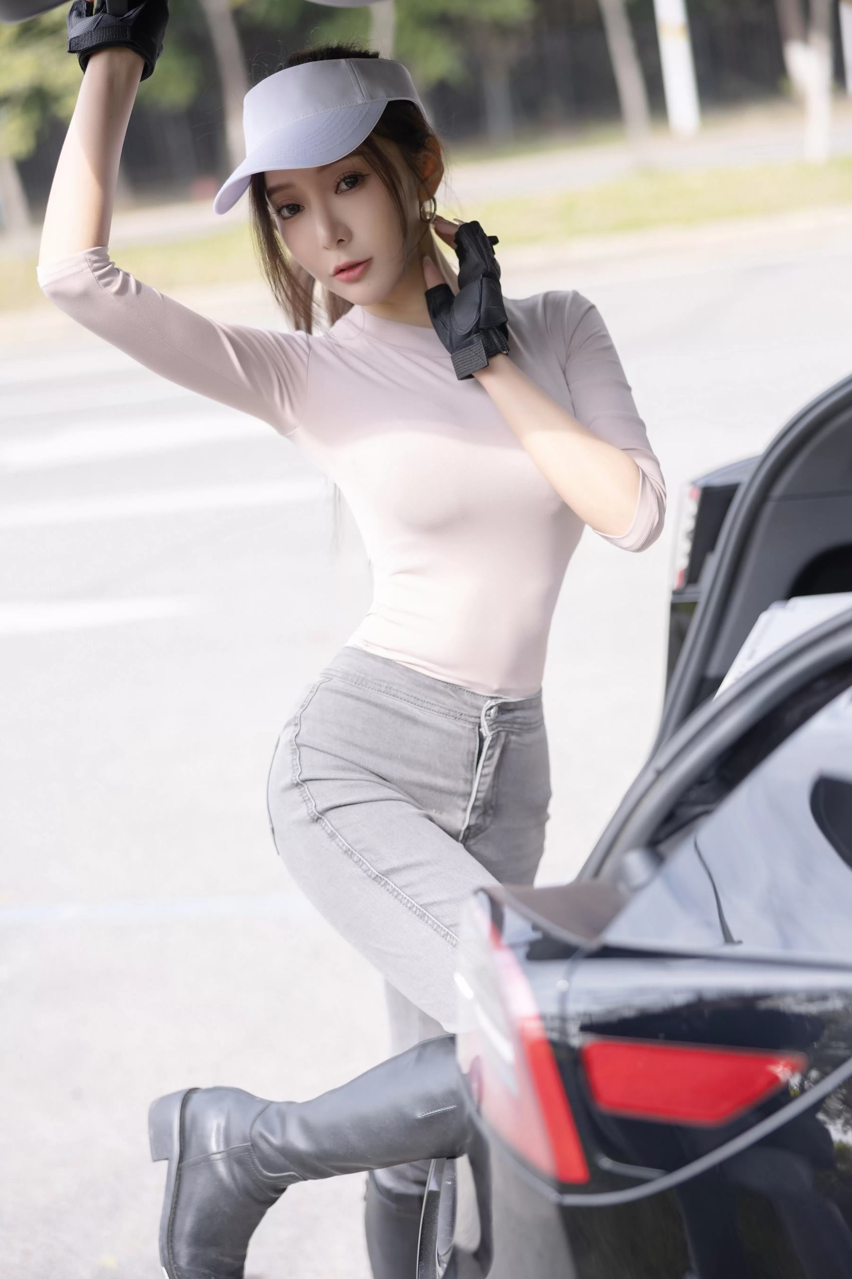 图片[24]-秀人内购@王馨瑶Yanni – 钓鱼灰色紧身牛仔裤 [45P] – 速更版-美库